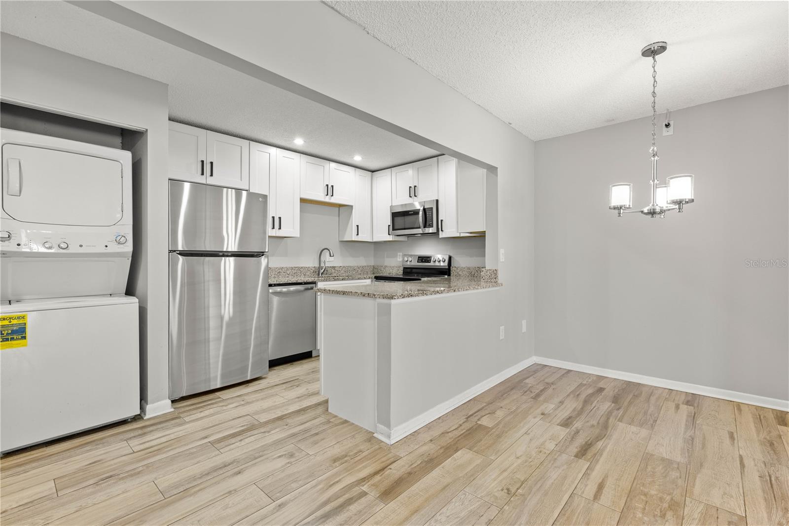 1281 PINE RIDGE CIRCLE E, #A2, Tarpon Springs, FL 34688
