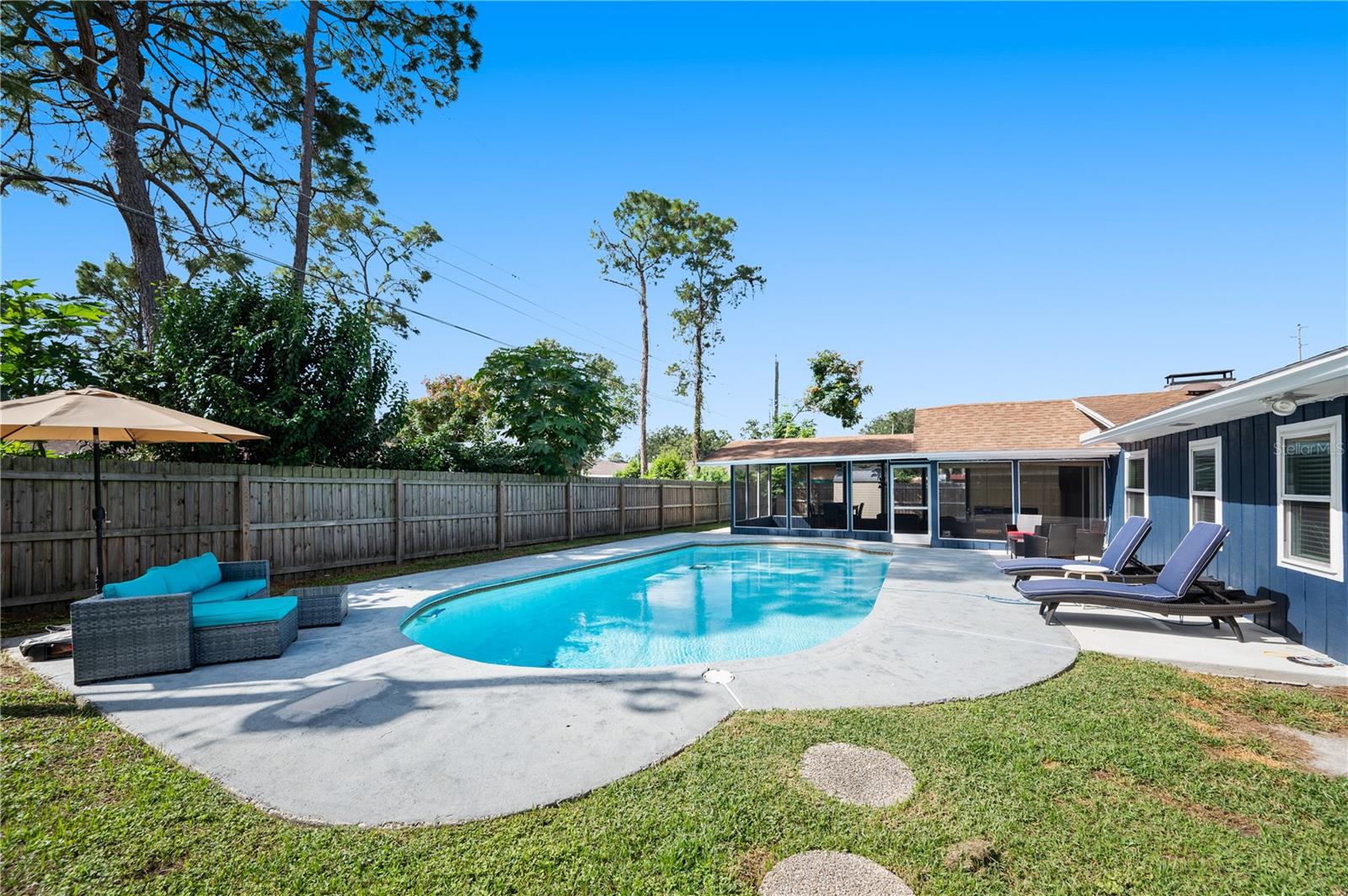 1321 LAKE MIRIAM DRIVE, Lakeland, FL 33813