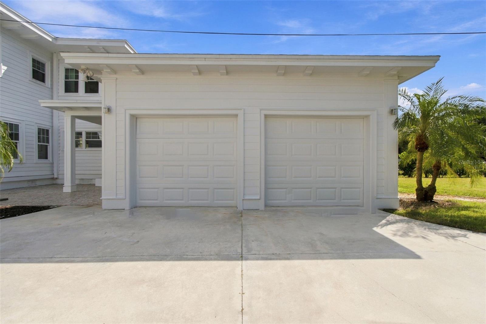 5426 VENETIAN BOULEVARD NE, St Petersburg, FL 33703