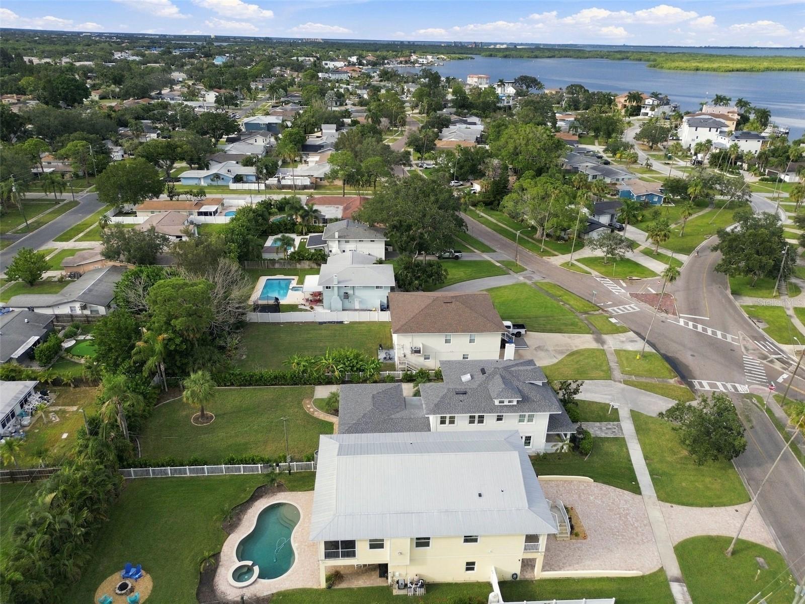 5426 VENETIAN BOULEVARD NE, St Petersburg, FL 33703
