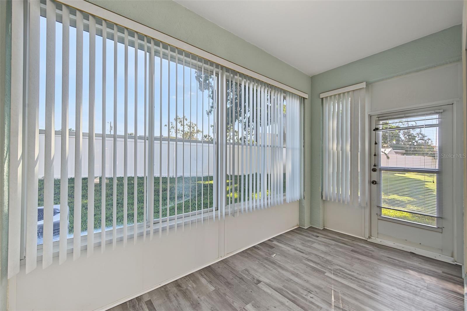Enclosed Fl Room