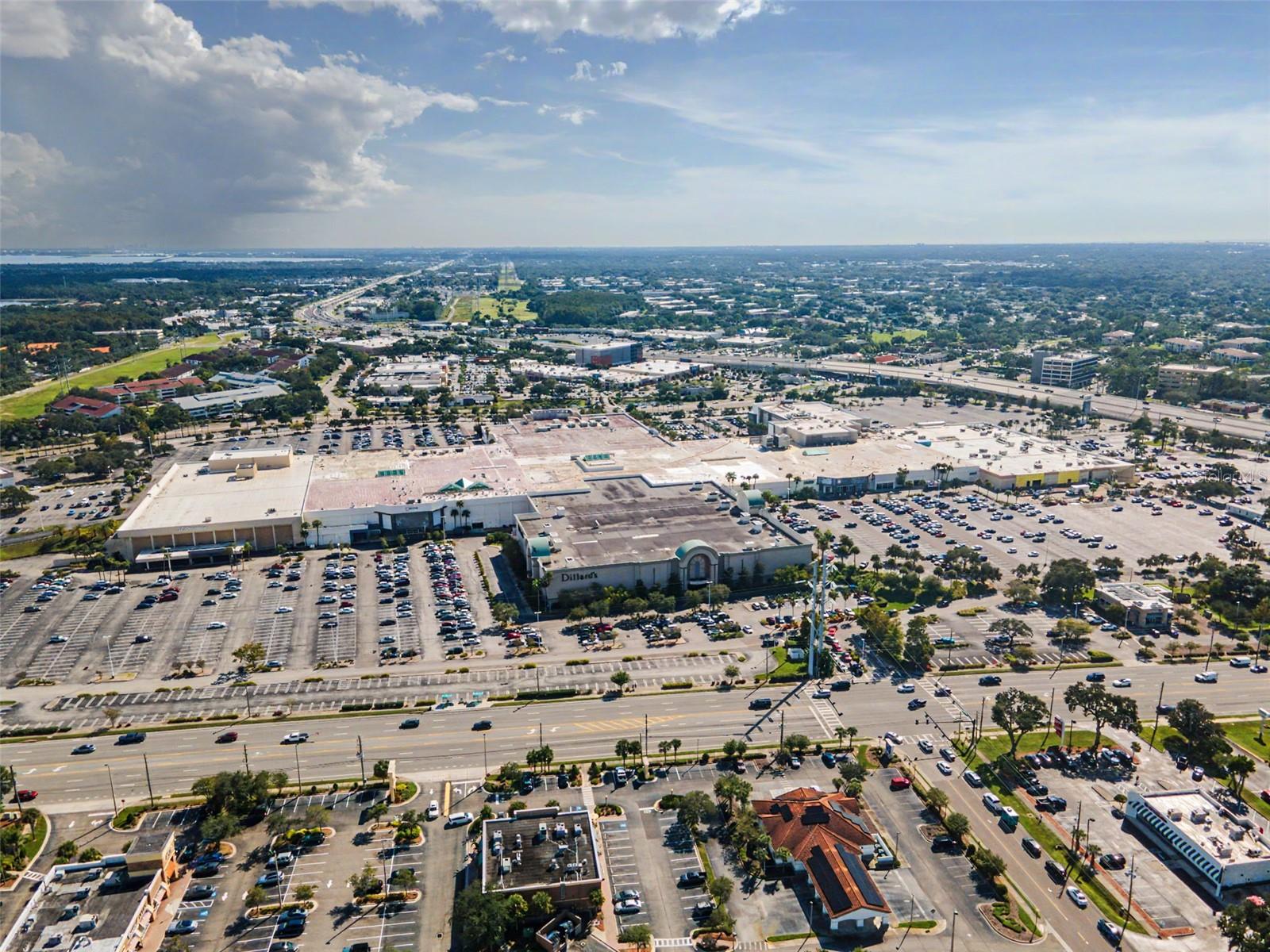 2555 NEWBERN DRIVE, Clearwater, FL 33761