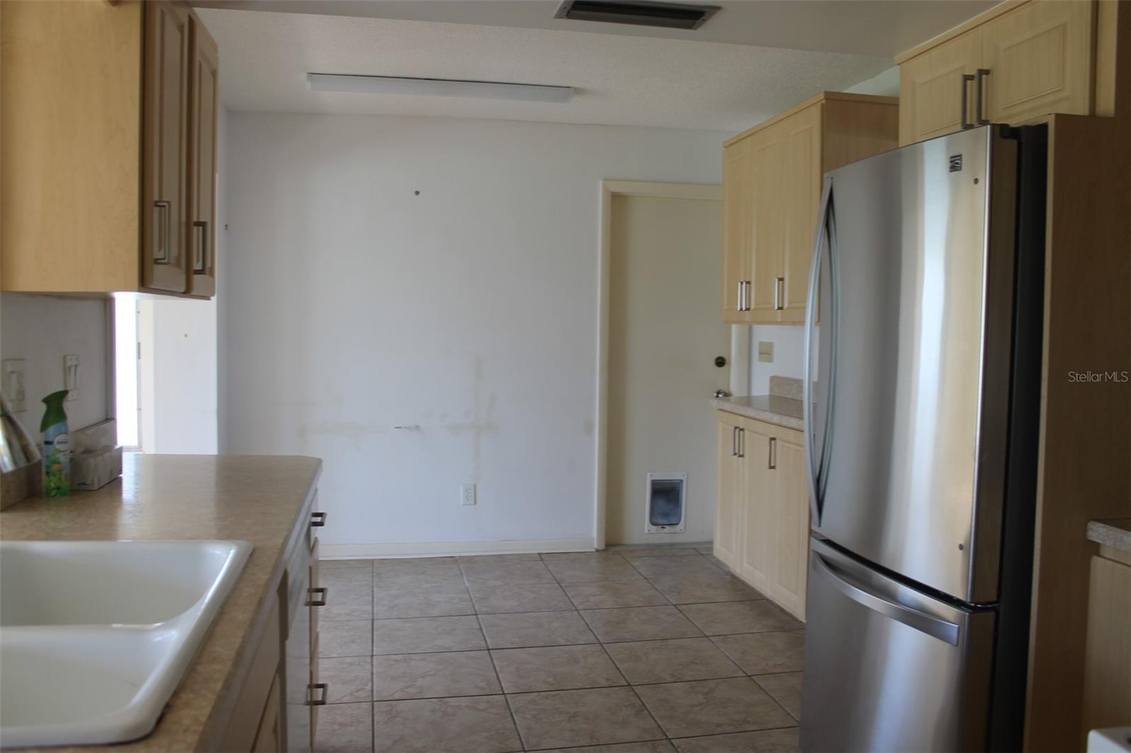 Eat-In Area of Kitchen
