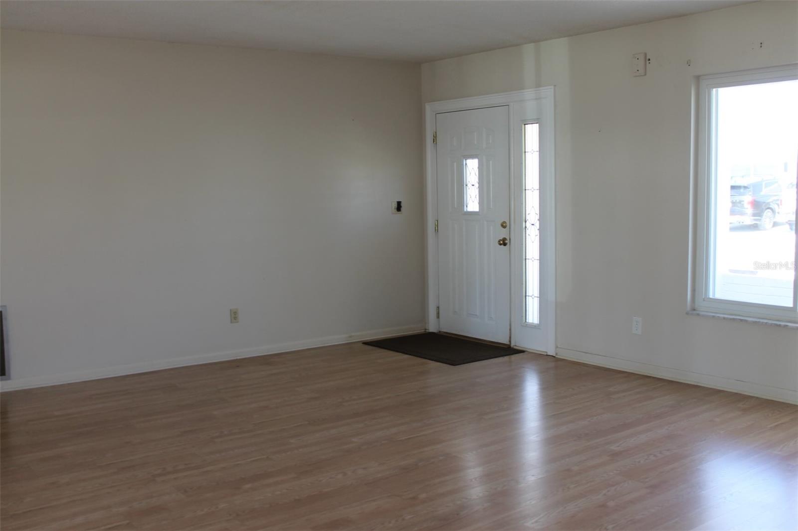 Living Rm
