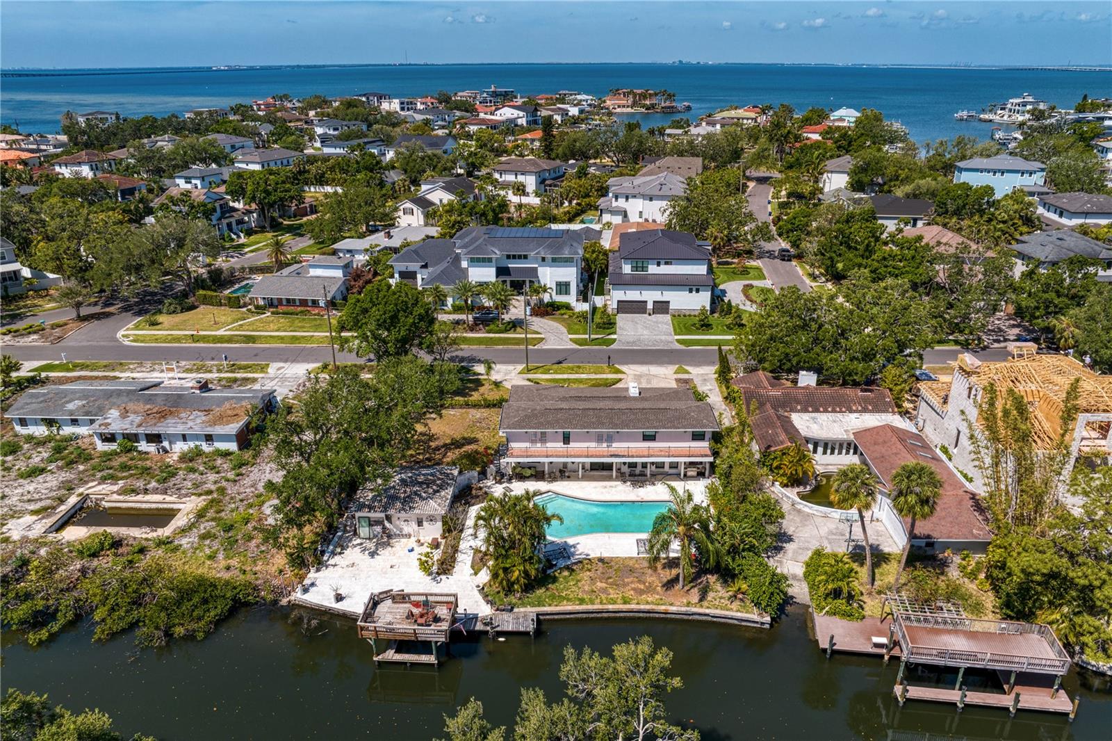 2614 S DUNDEE STREET, Tampa, FL 33629 2614 S DUNDEE STREET, Tampa, FL 33629