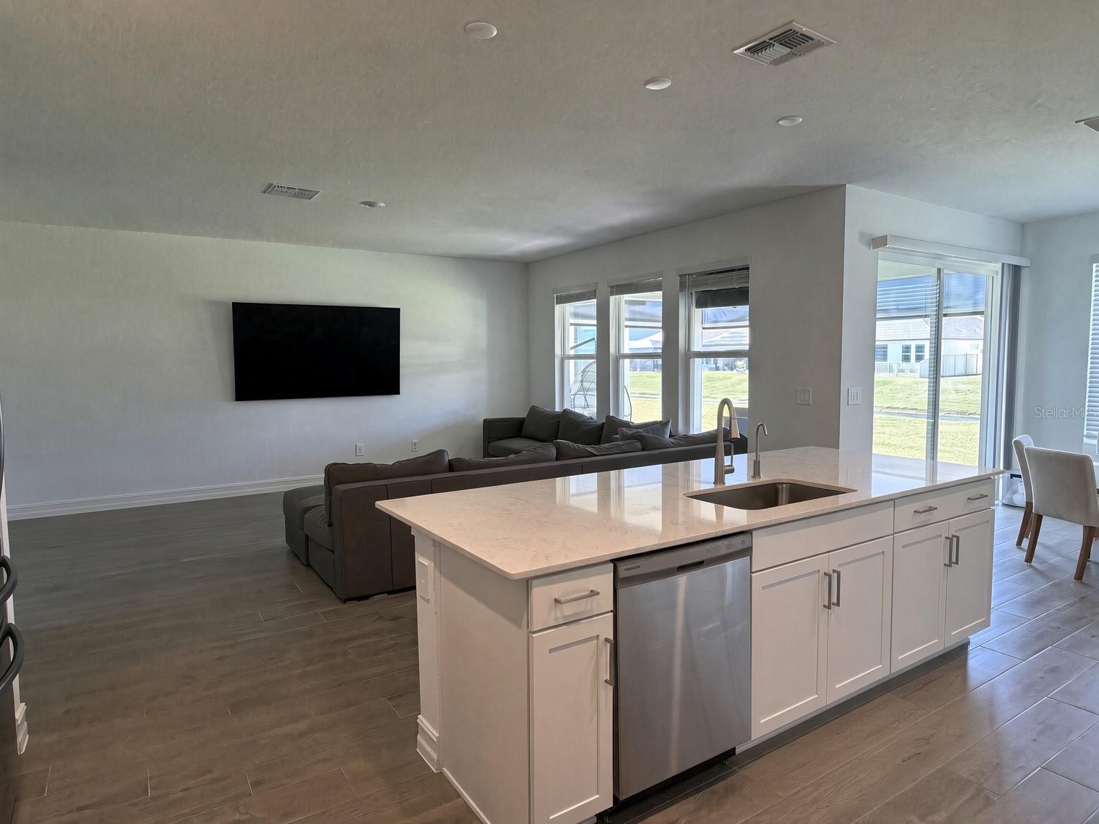 18125 SERENE LAKE LOOP, Lutz, FL 33548