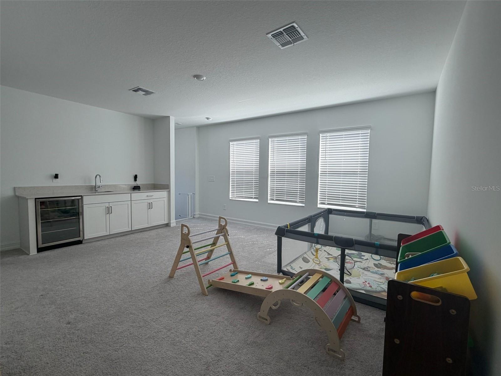 18125 SERENE LAKE LOOP, Lutz, FL 33548
