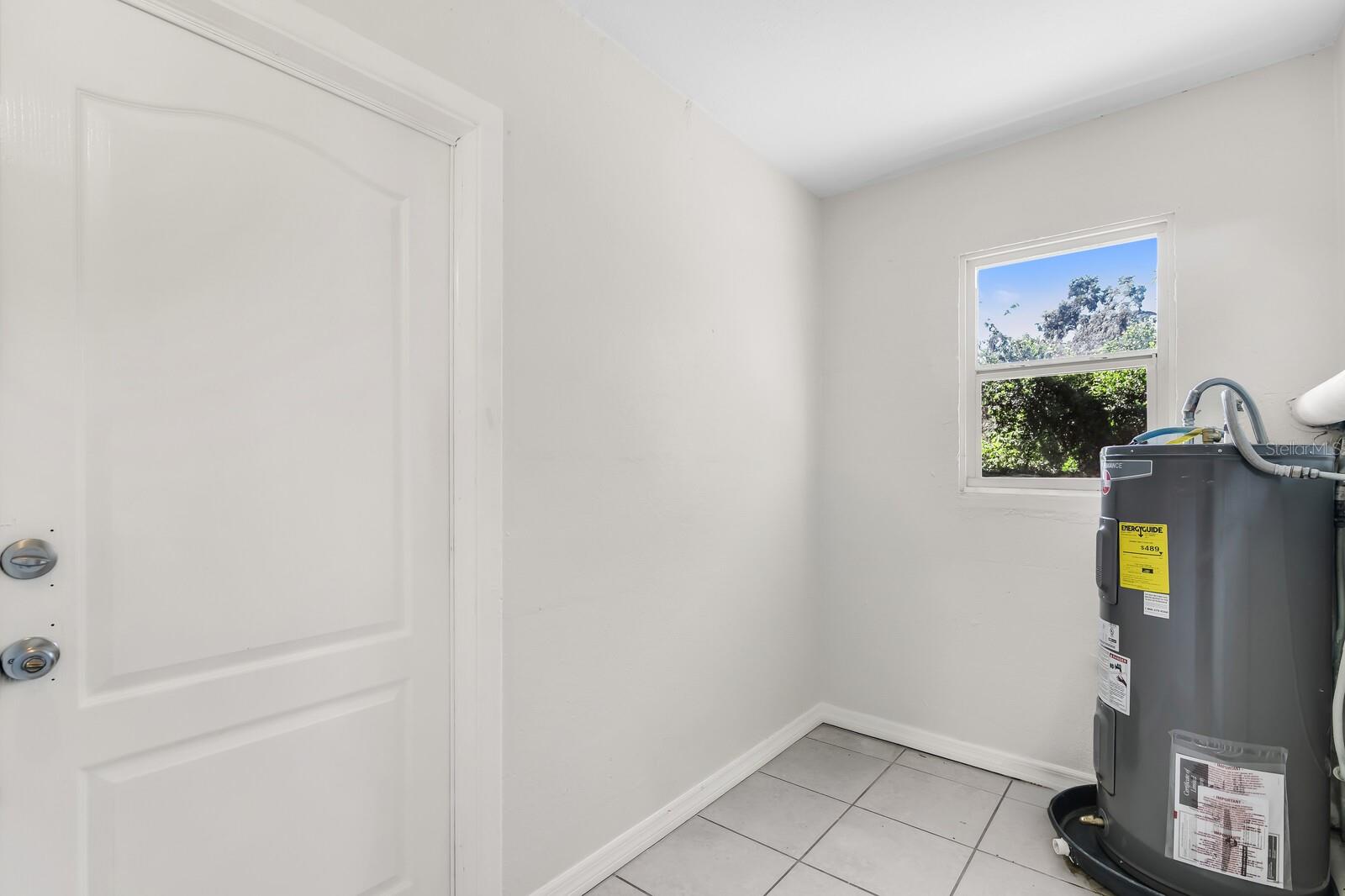 10012 N 14TH STREET, Tampa, FL 33612