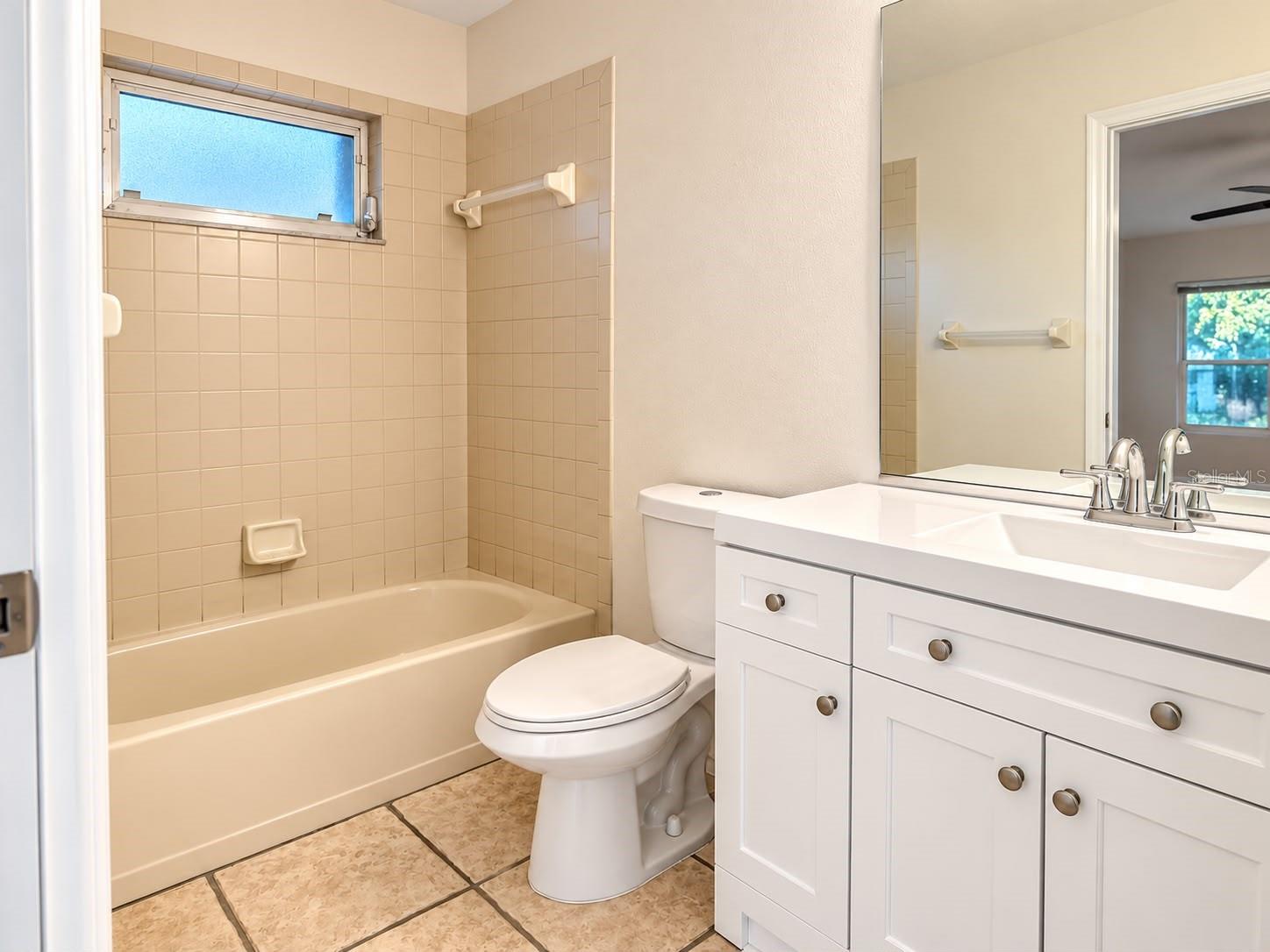 131 49TH COURT E, Palmetto, FL 34221
