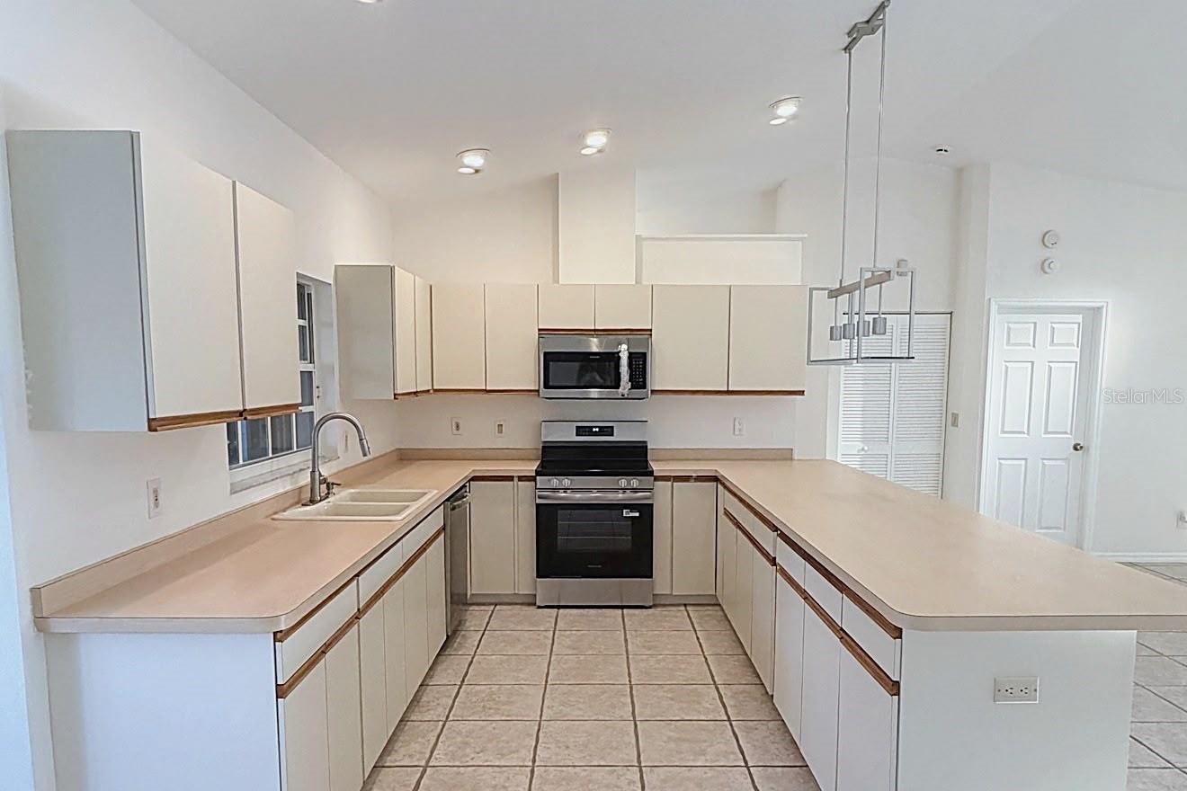131 49TH COURT E, Palmetto, FL 34221