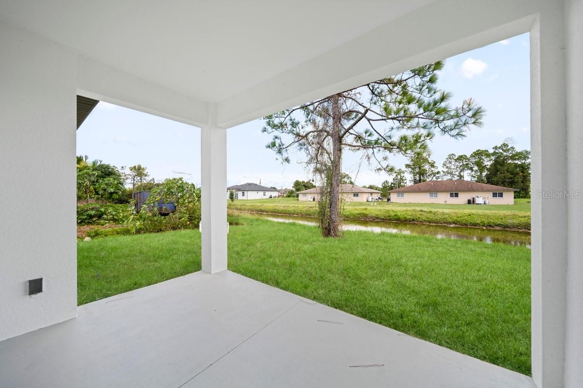 2235 WAYNE AVENUE S, Lehigh Acres, FL 33973