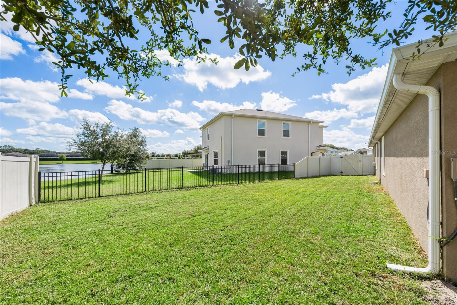 32676 CANYONLANDS DRIVE, Wesley Chapel, FL 33543
