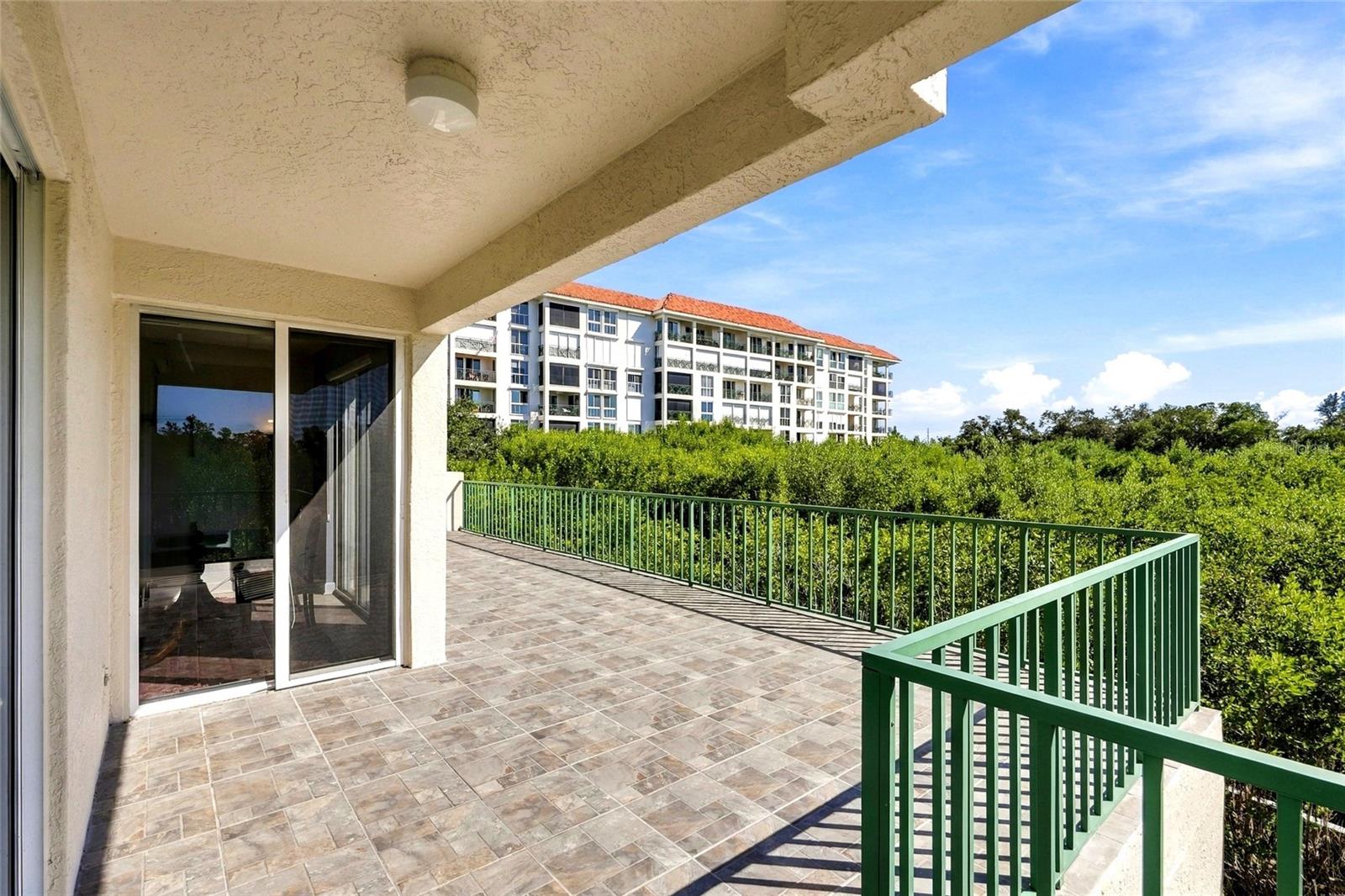 4780 DOLPHIN CAY LANE S, #102, St Petersburg, FL 33711
