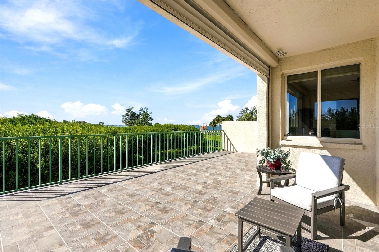 4780 DOLPHIN CAY LANE S, #102, St Petersburg, FL 33711