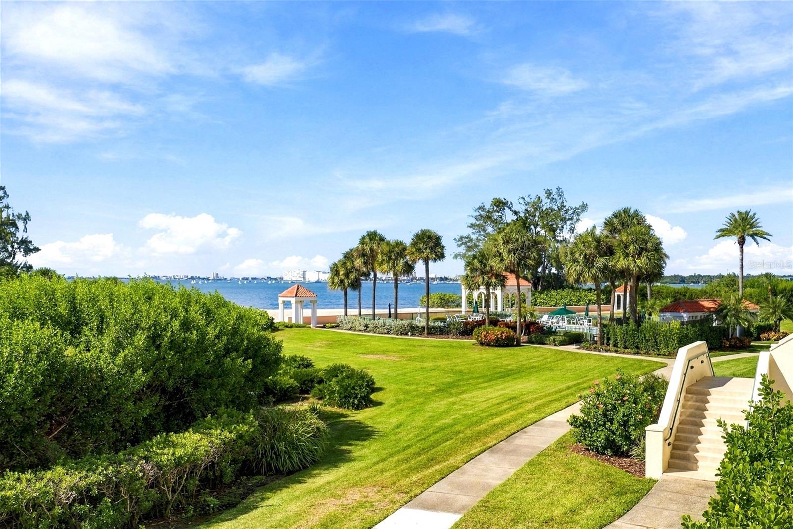4780 DOLPHIN CAY LANE S, #102, St Petersburg, FL 33711