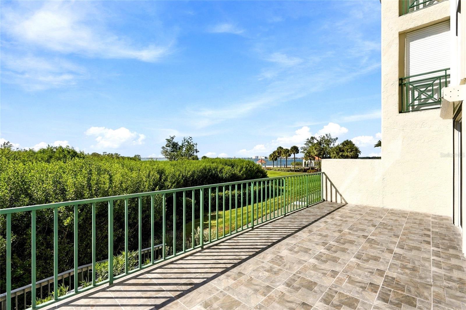 4780 DOLPHIN CAY LANE S, #102, St Petersburg, FL 33711