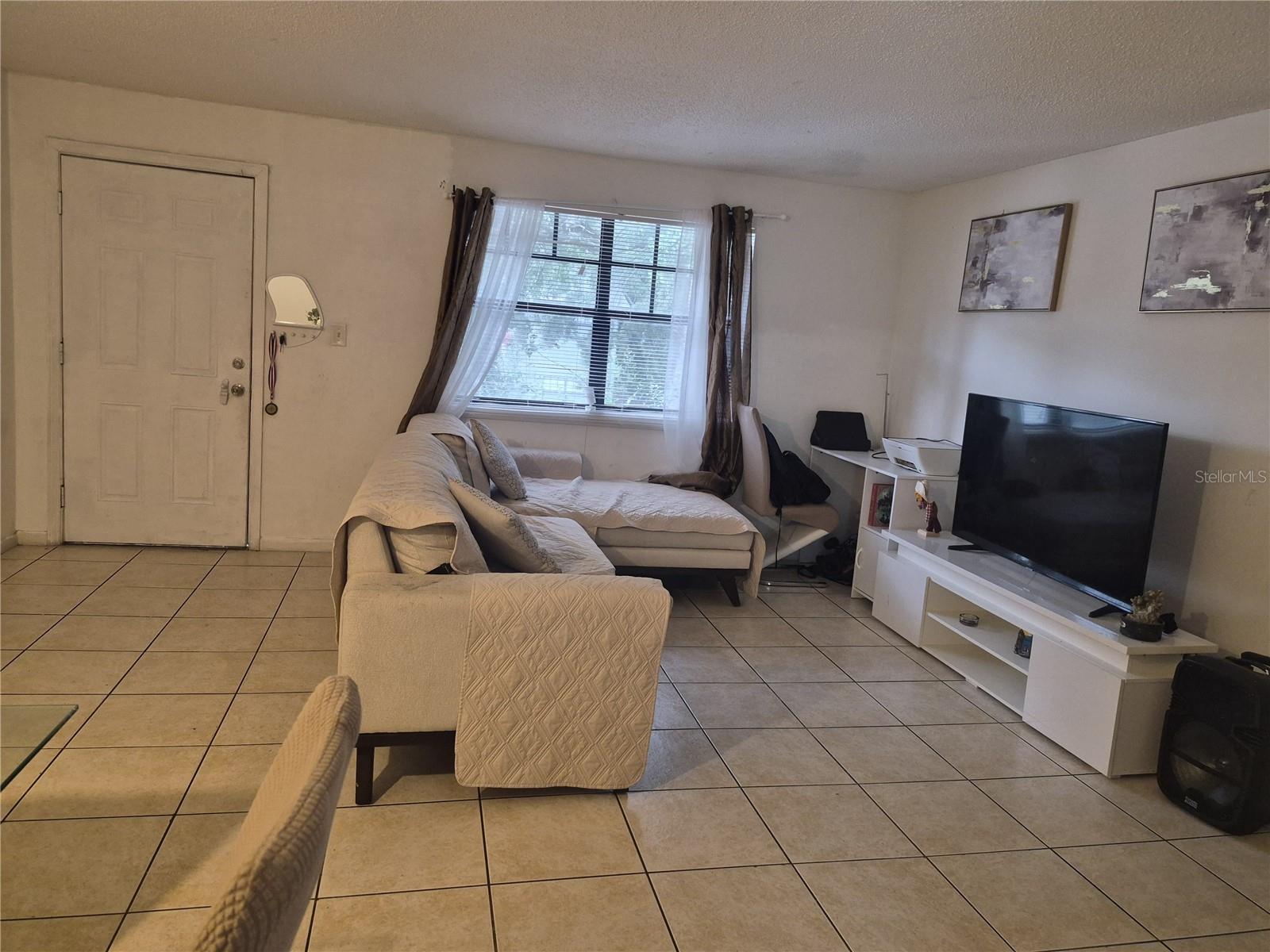 202 POINSETTIA PINE COURT, #202, Tampa, FL 33612