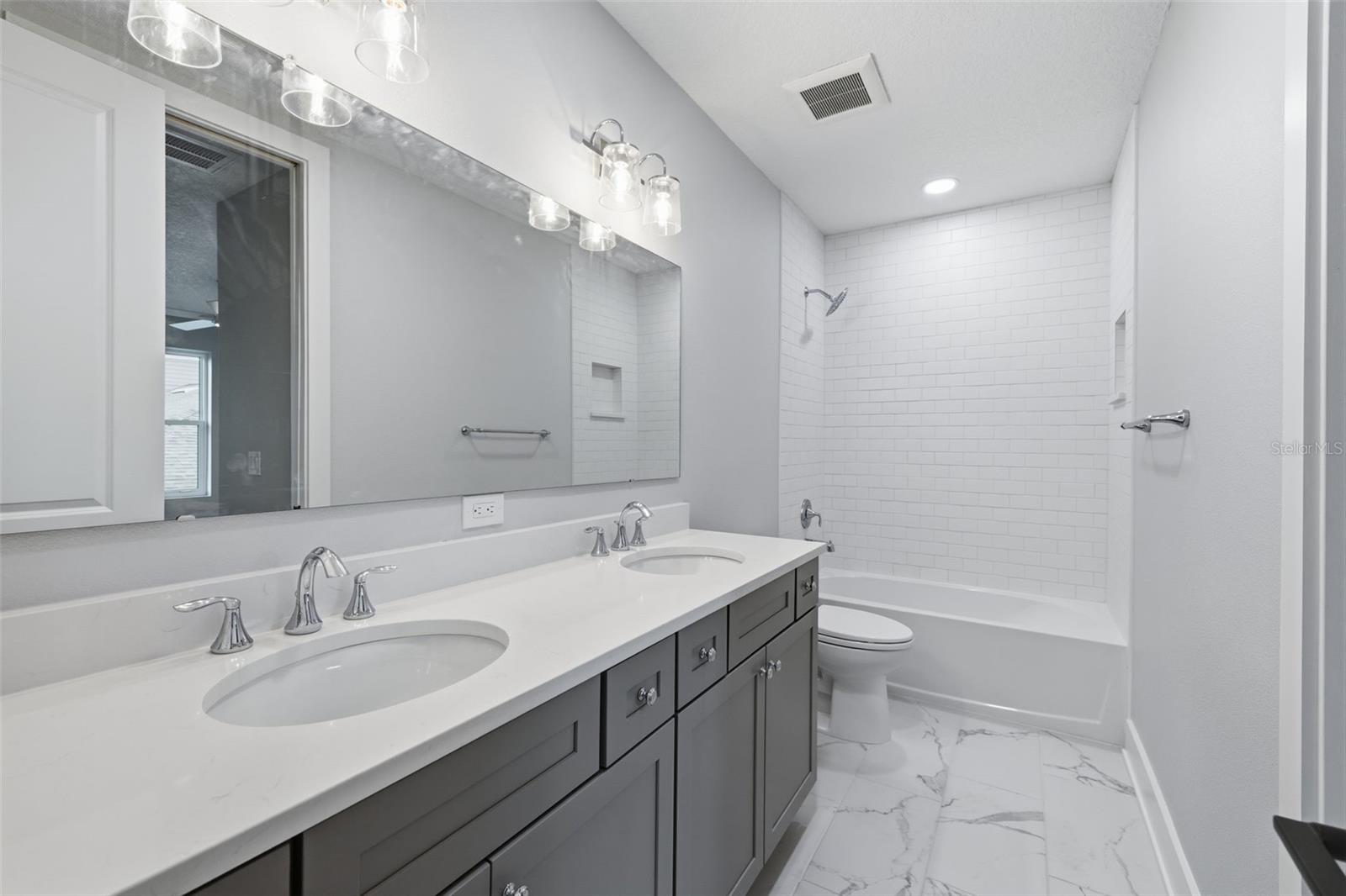 4208 W CARMEN STREET, #C, Tampa, FL 33609