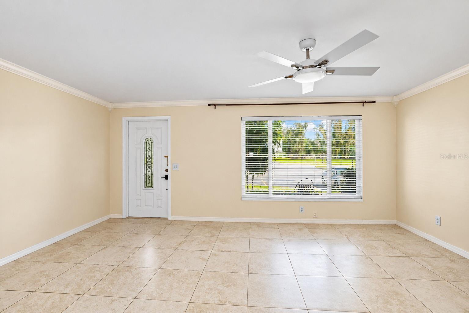 2000 WORLD PARKWAY BOULEVARD, #2, Clearwater, FL 33763