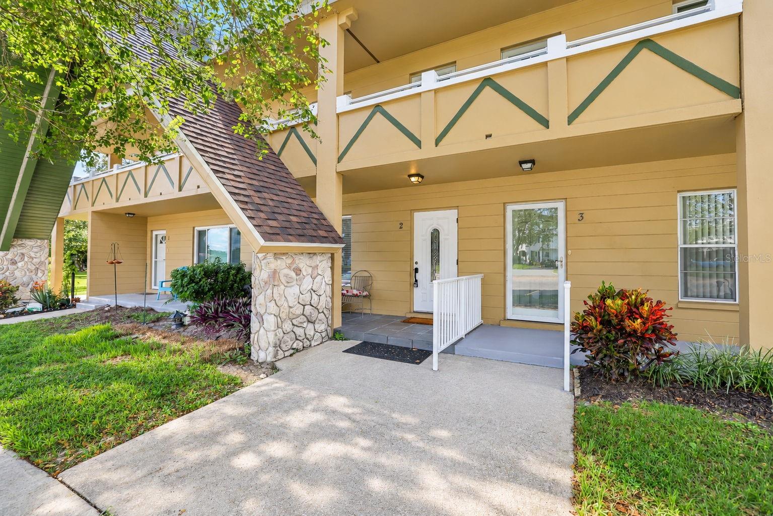 2000 WORLD PARKWAY BOULEVARD, #2, Clearwater, FL 33763