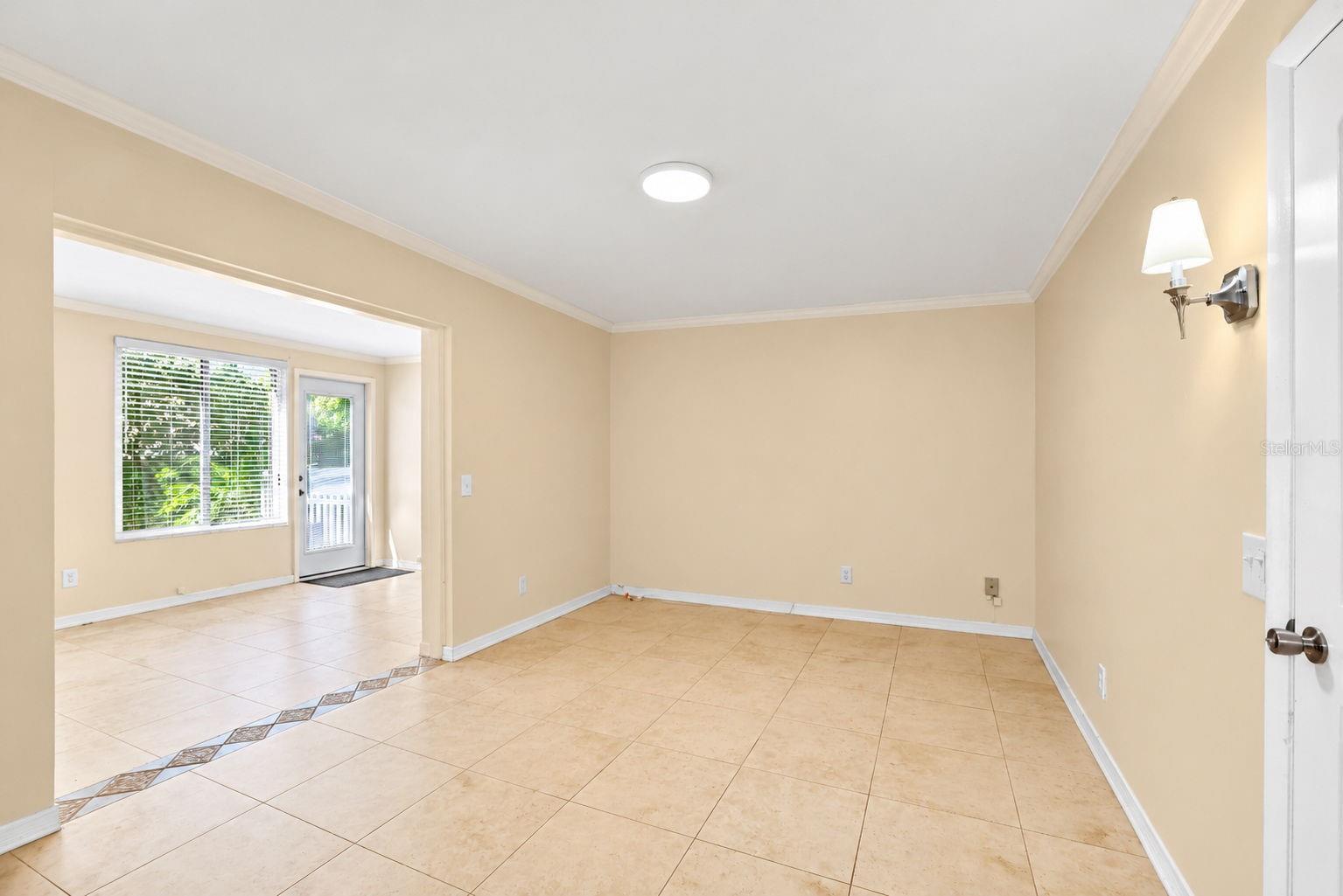 2000 WORLD PARKWAY BOULEVARD, #2, Clearwater, FL 33763