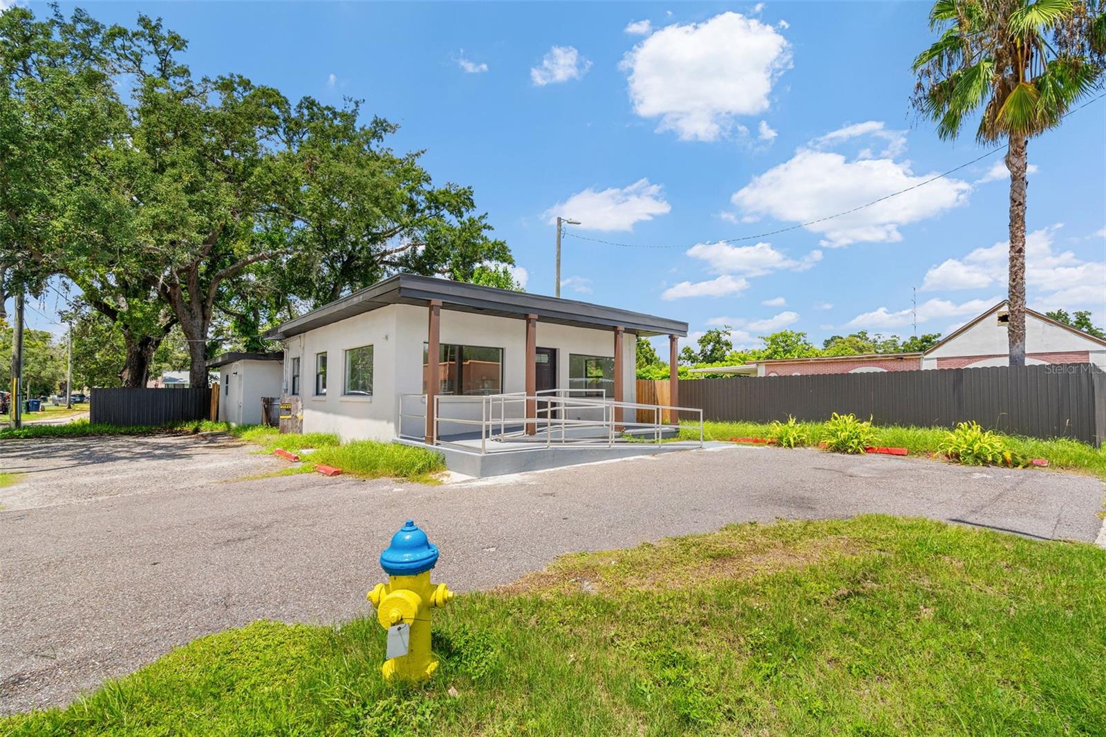 10302 N NEBRASKA AVENUE, Tampa, FL 33612