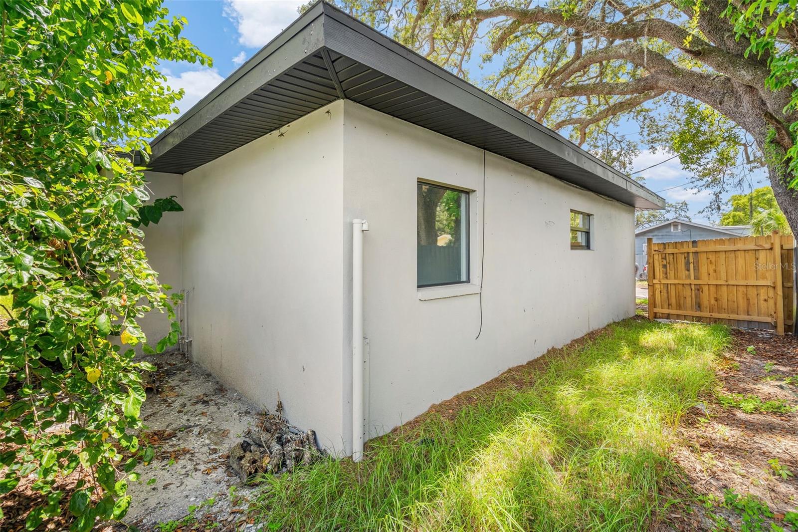 10302 N NEBRASKA AVENUE, Tampa, FL 33612