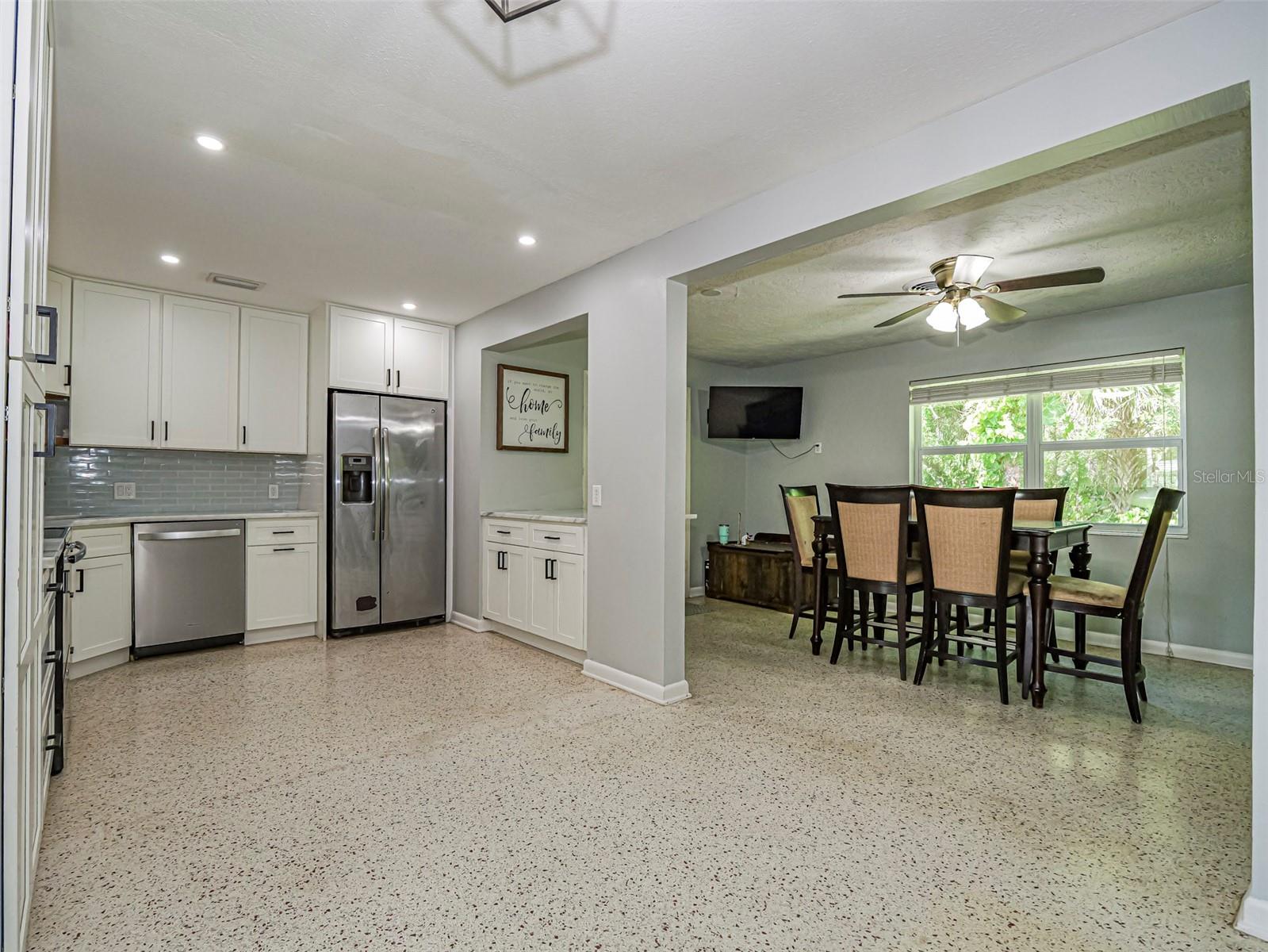 2755 6TH PLACE, Vero Beach, FL 32968