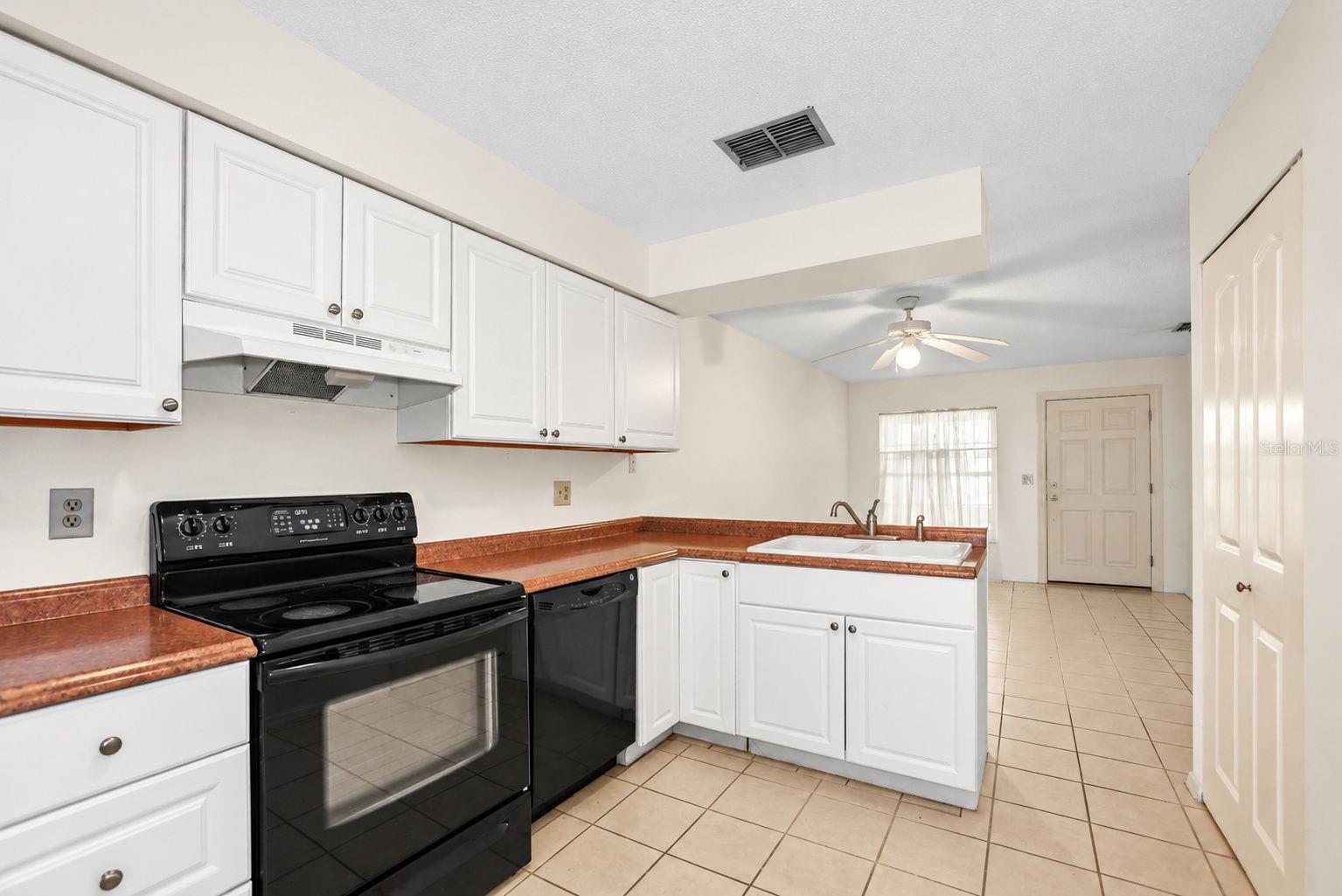 1111 TARRIDON COURT, #1111, Dunedin, FL 34698