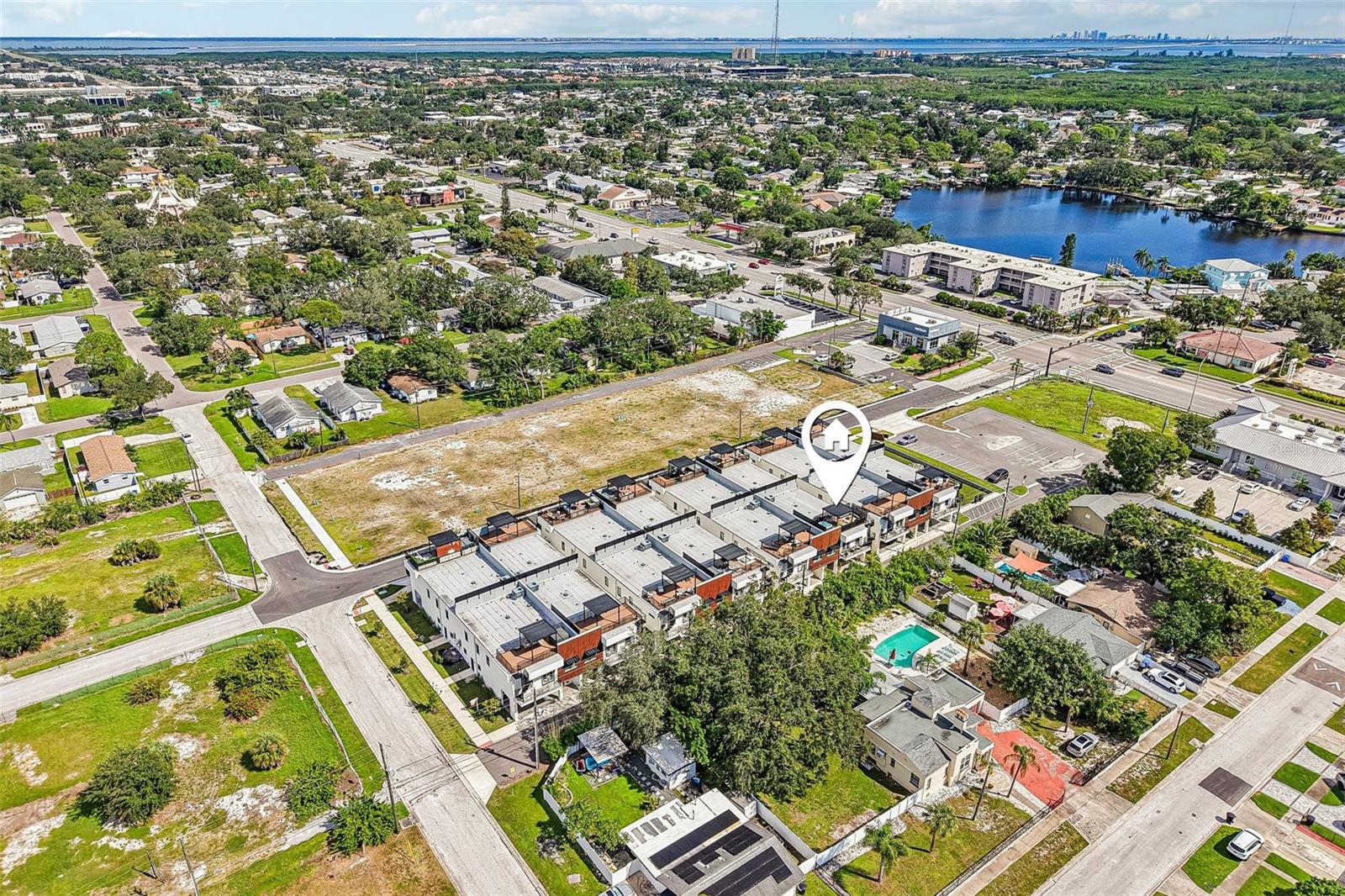 8625 5TH STREET N, St Petersburg, FL 33702