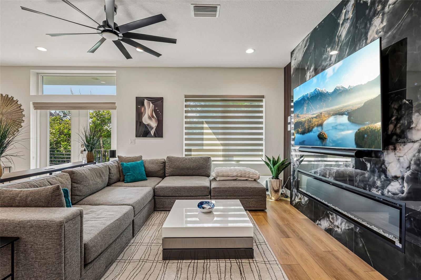 8625 5TH STREET N, St Petersburg, FL 33702