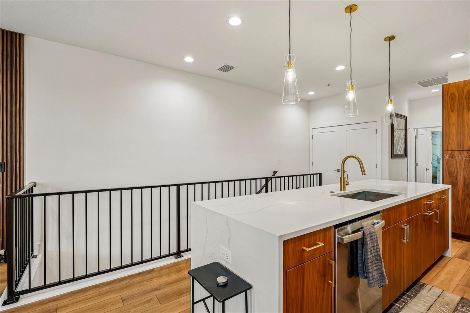 8625 5TH STREET N, St Petersburg, FL 33702