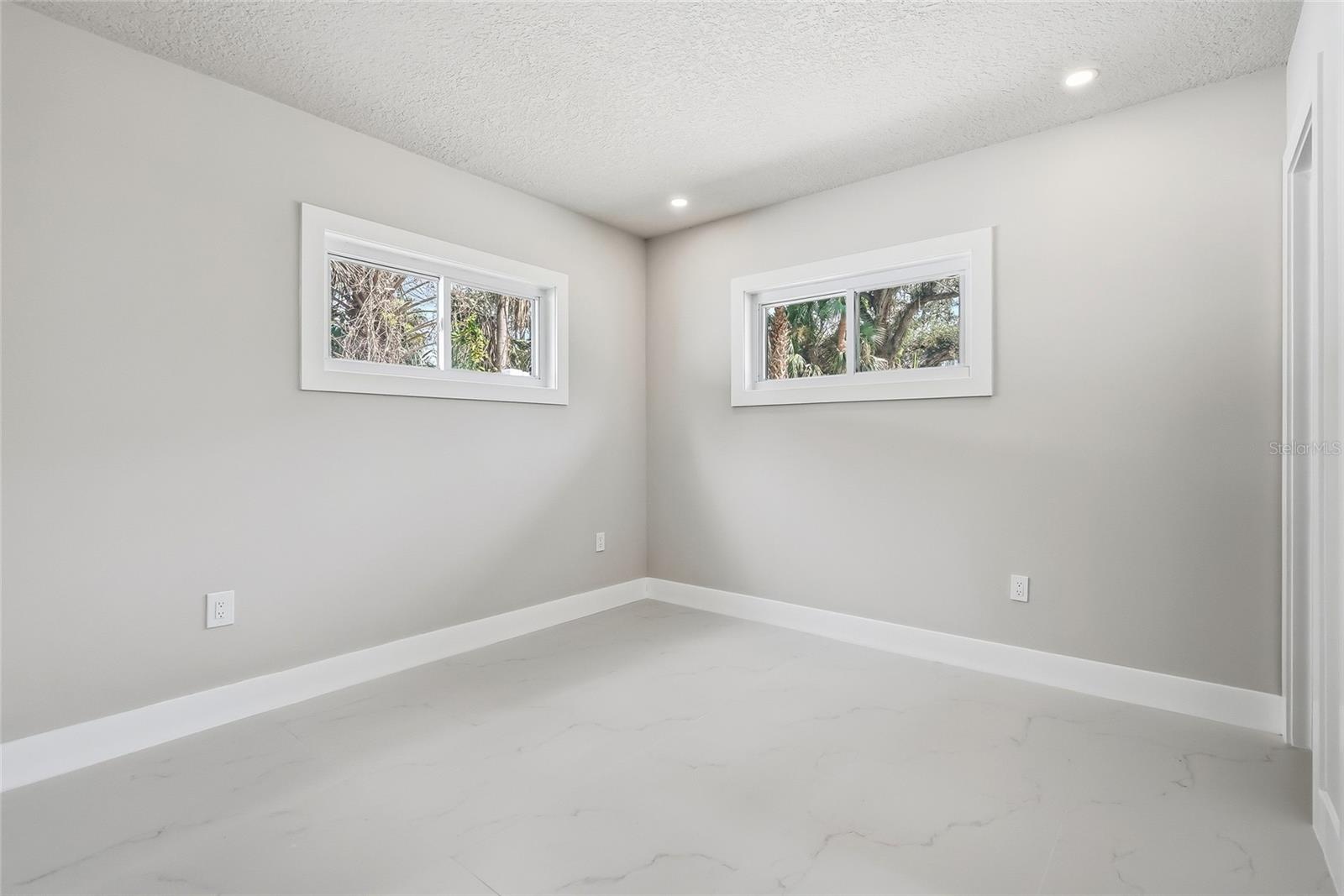 8605 JACKSON SPRINGS ROAD, Tampa, FL 33615