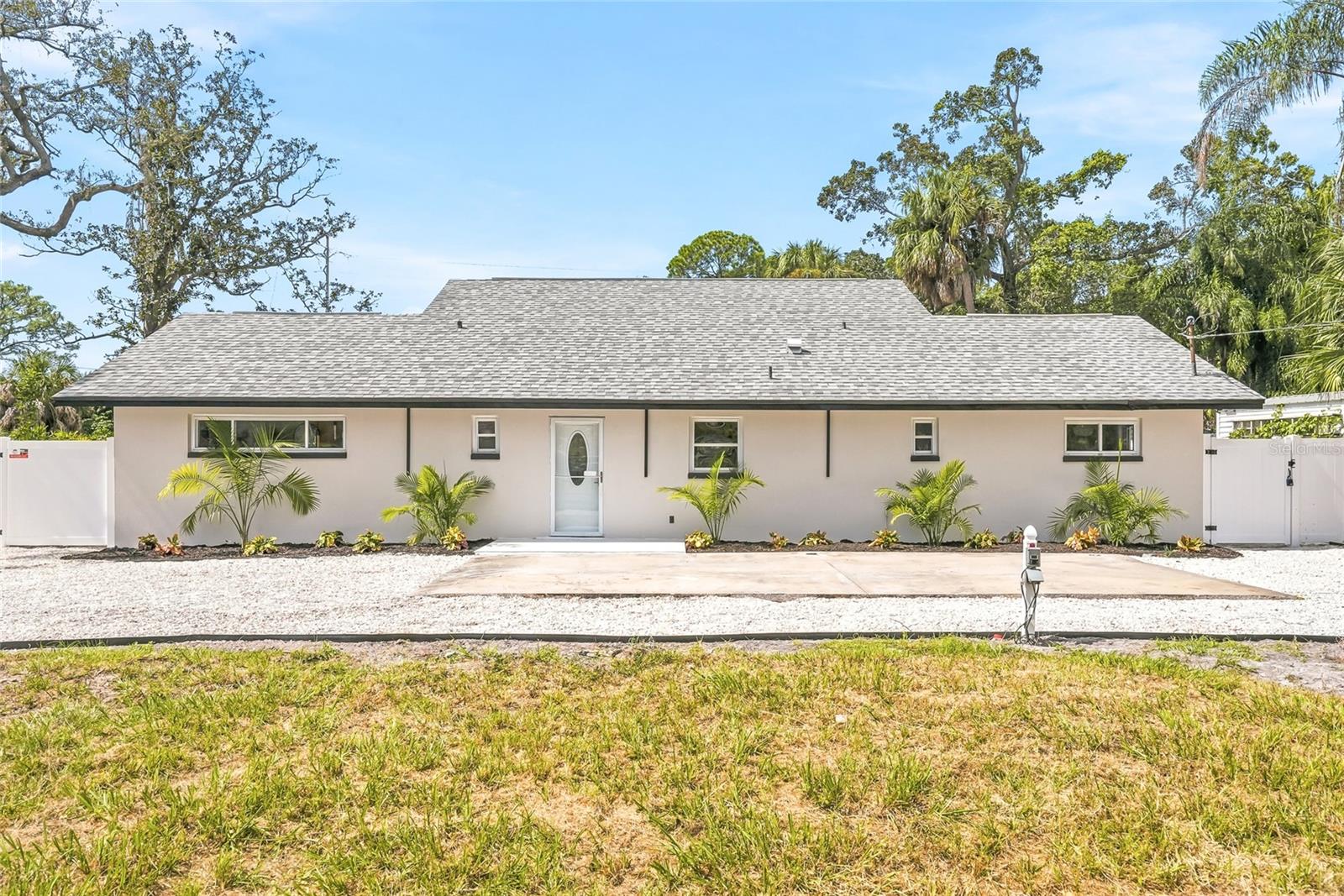 8605 JACKSON SPRINGS ROAD, Tampa, FL 33615