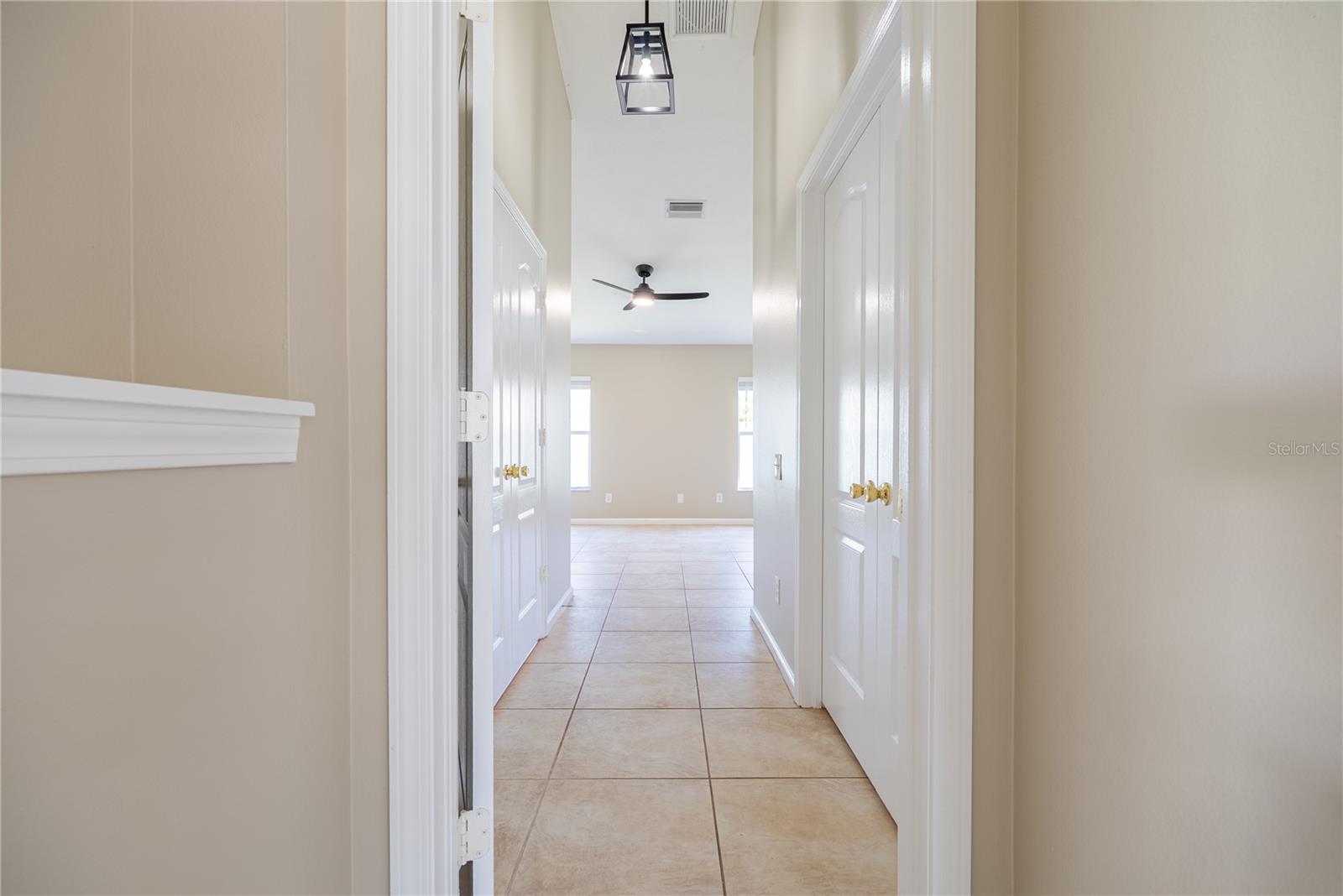 2022 SAMANTHA LANE, Valrico, FL 33594