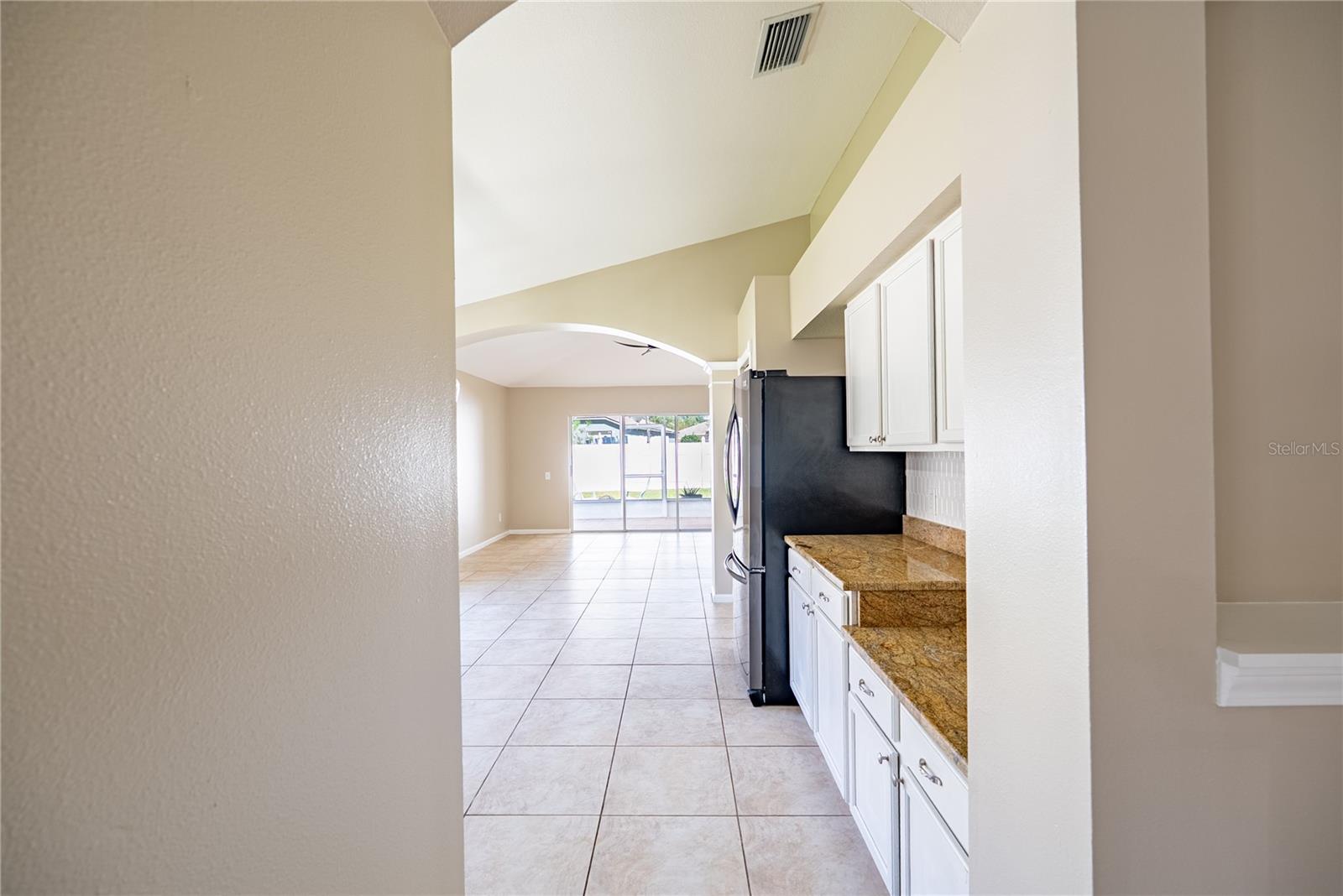 2022 SAMANTHA LANE, Valrico, FL 33594