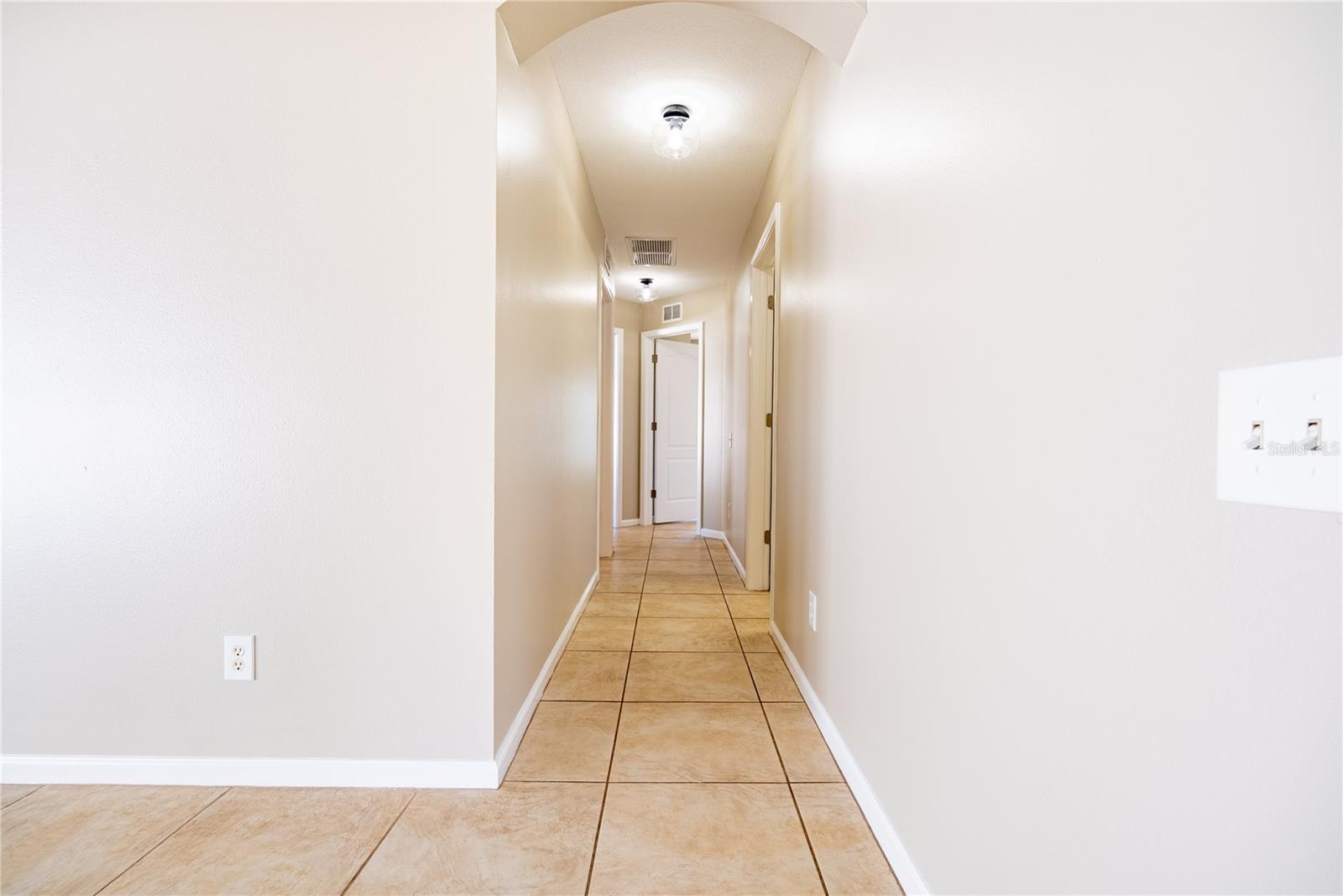 2022 SAMANTHA LANE, Valrico, FL 33594