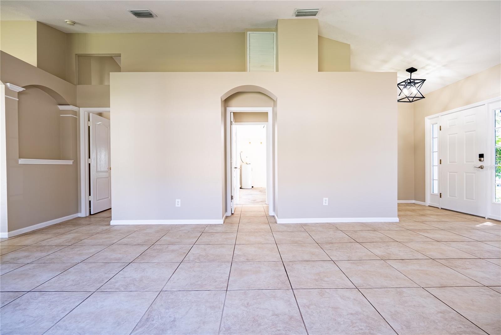 2022 SAMANTHA LANE, Valrico, FL 33594