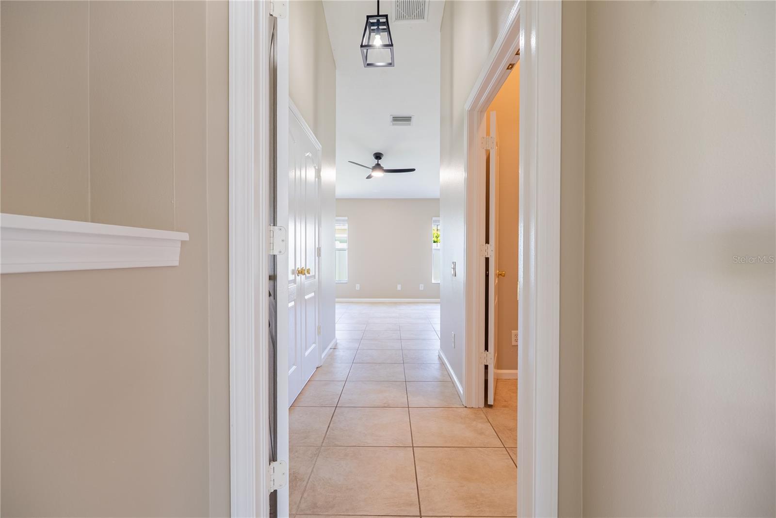 2022 SAMANTHA LANE, Valrico, FL 33594