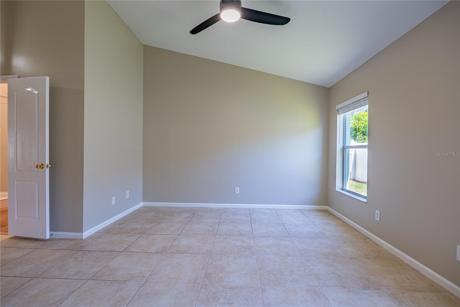 2022 SAMANTHA LANE, Valrico, FL 33594
