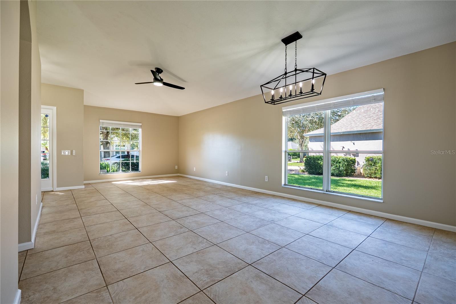 2022 SAMANTHA LANE, Valrico, FL 33594