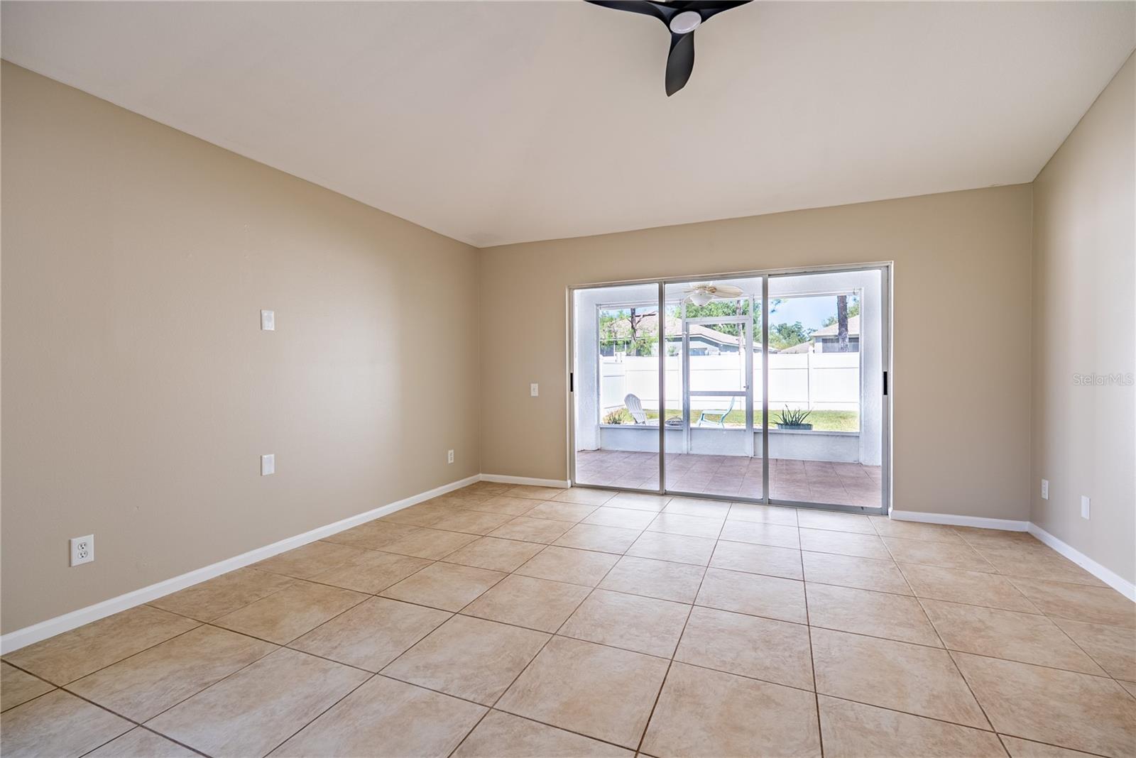 2022 SAMANTHA LANE, Valrico, FL 33594