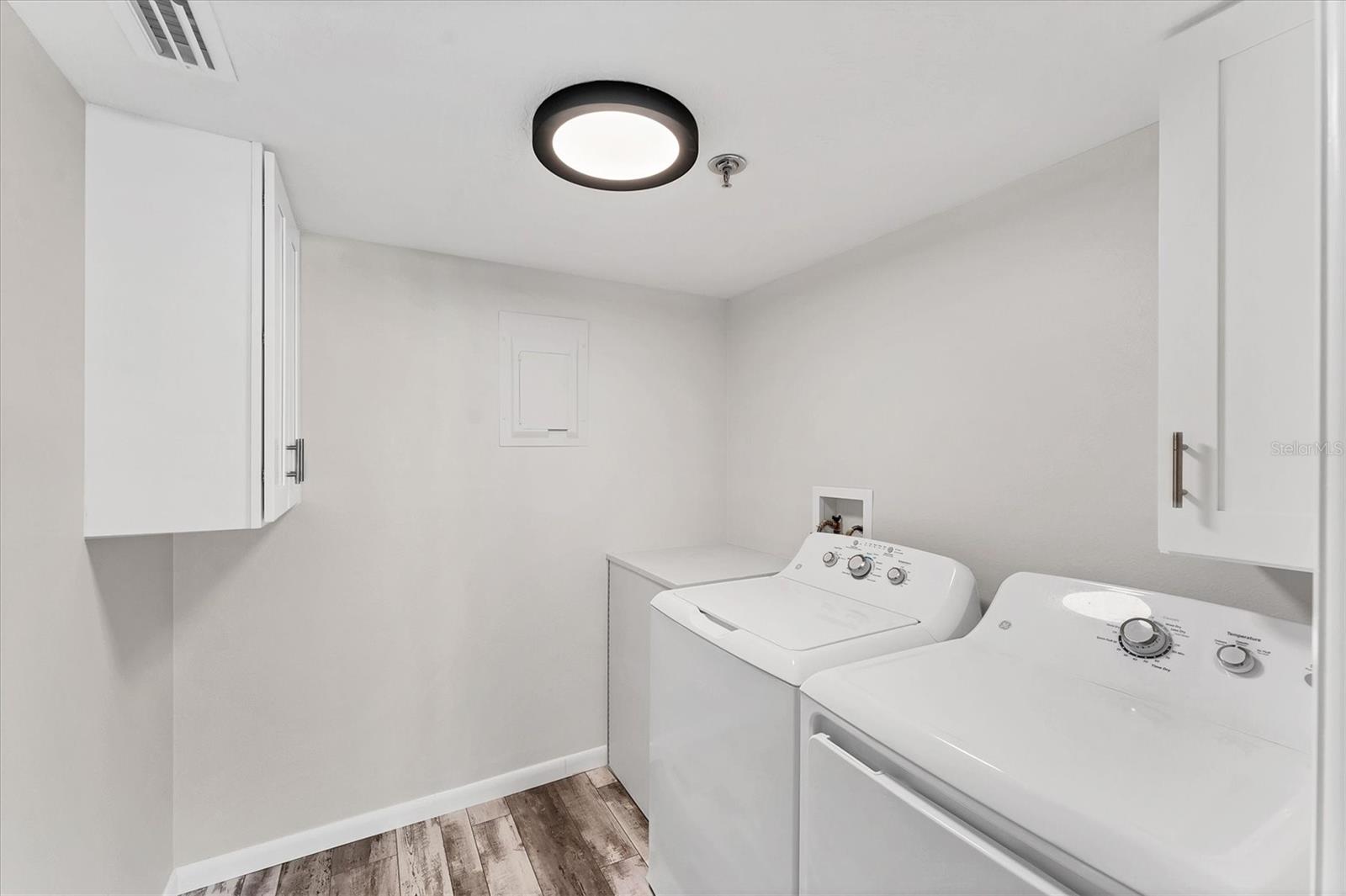 4530 PINEBROOK CIRCLE, #208, Bradenton, FL 34209