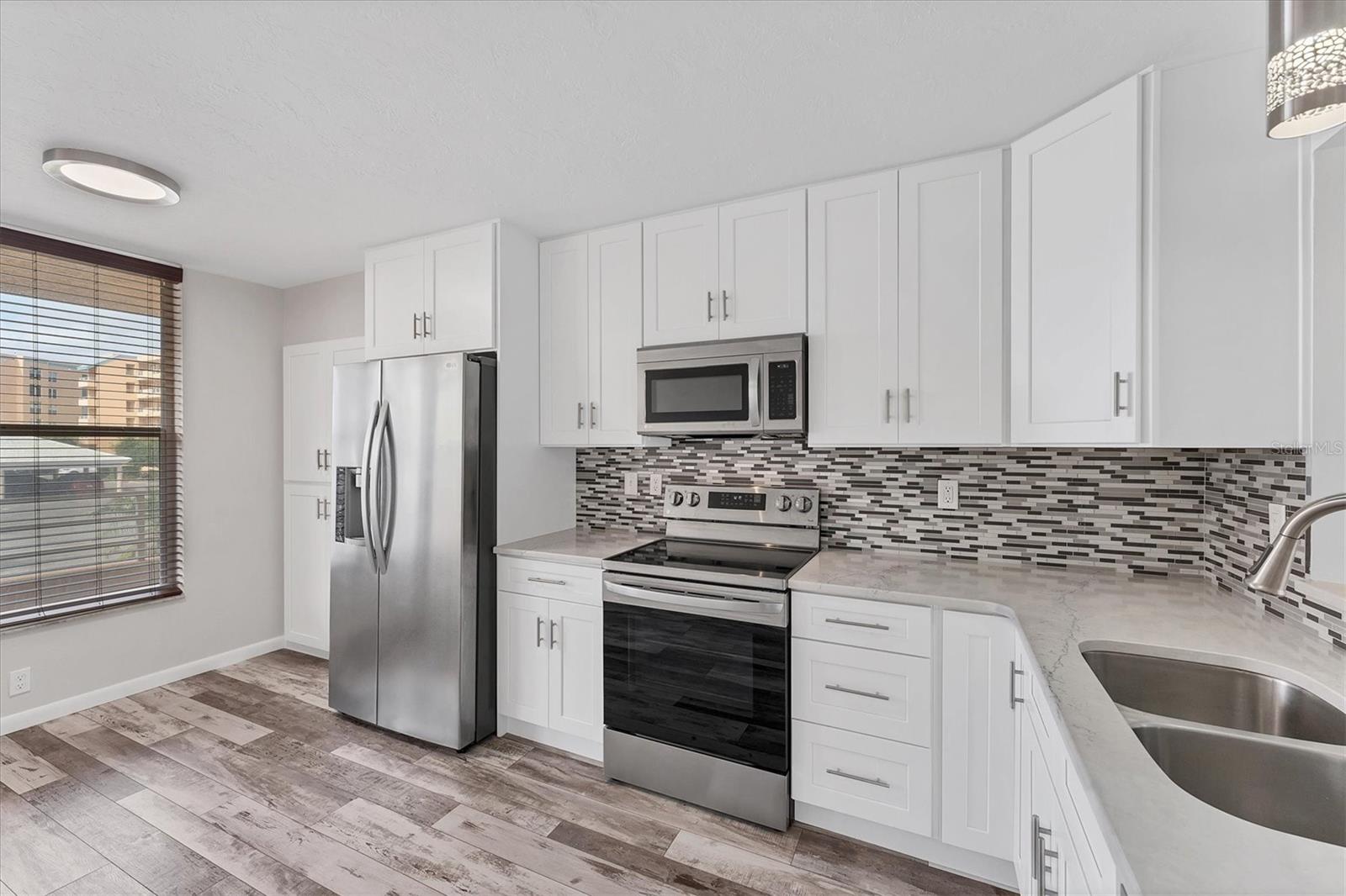 4530 PINEBROOK CIRCLE, #208, Bradenton, FL 34209