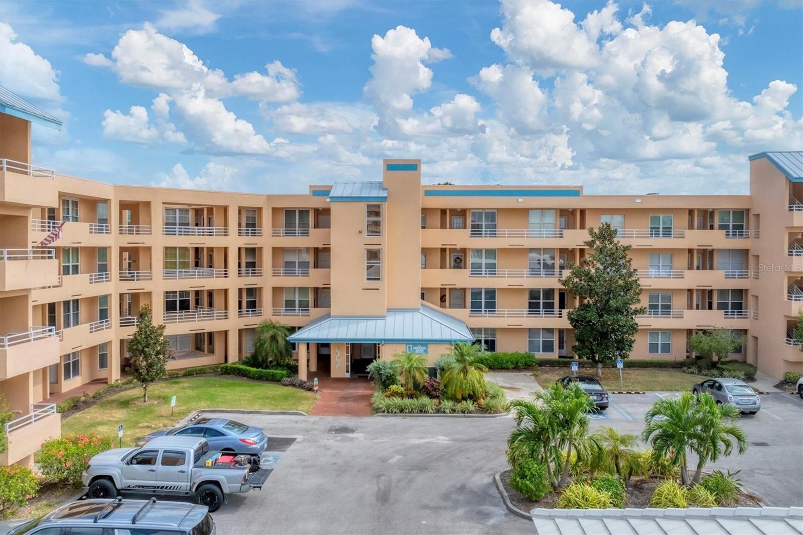 4530 PINEBROOK CIRCLE, #208, Bradenton, FL 34209