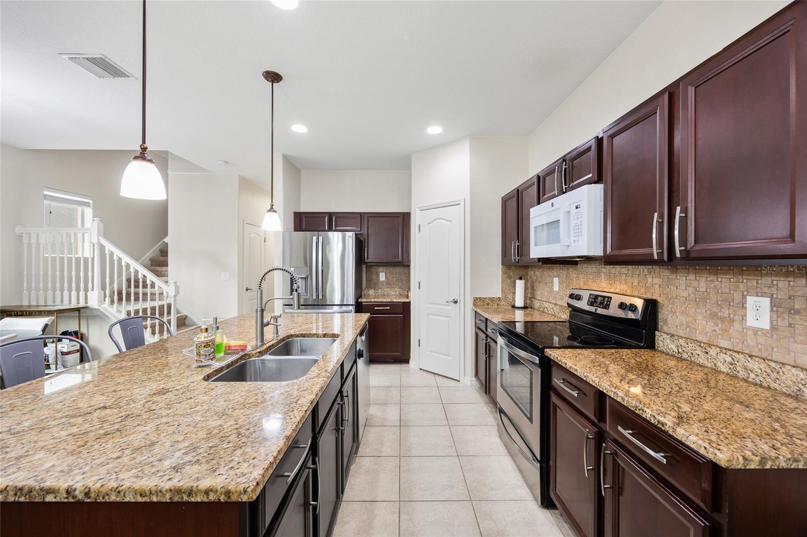 9026 SIENNA MOSS LANE, Riverview, FL 33578