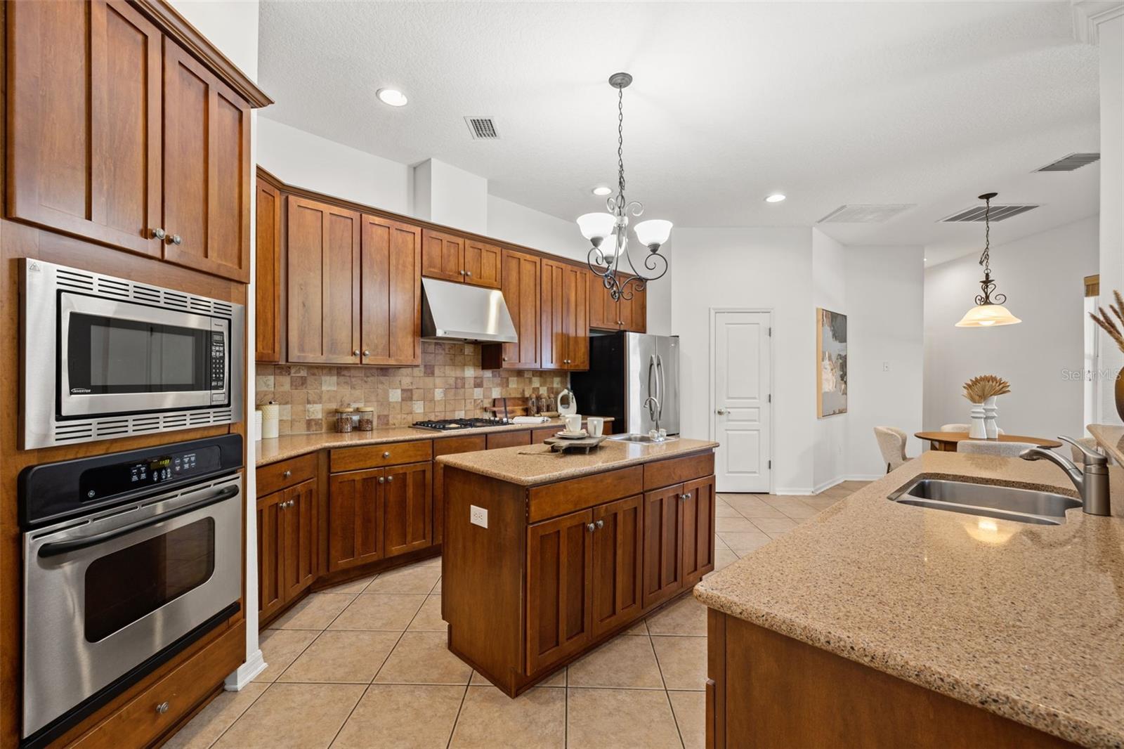 14623 CANOPY DRIVE, Tampa, FL 33626