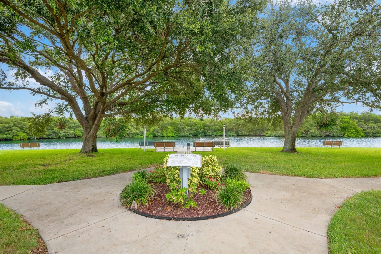 Community waterfront park
