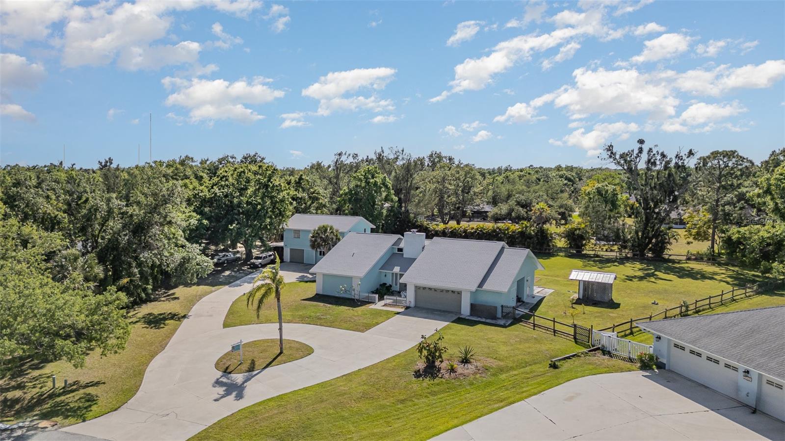 1305 GREENFIELD CIRCLE, Venice, FL 34292