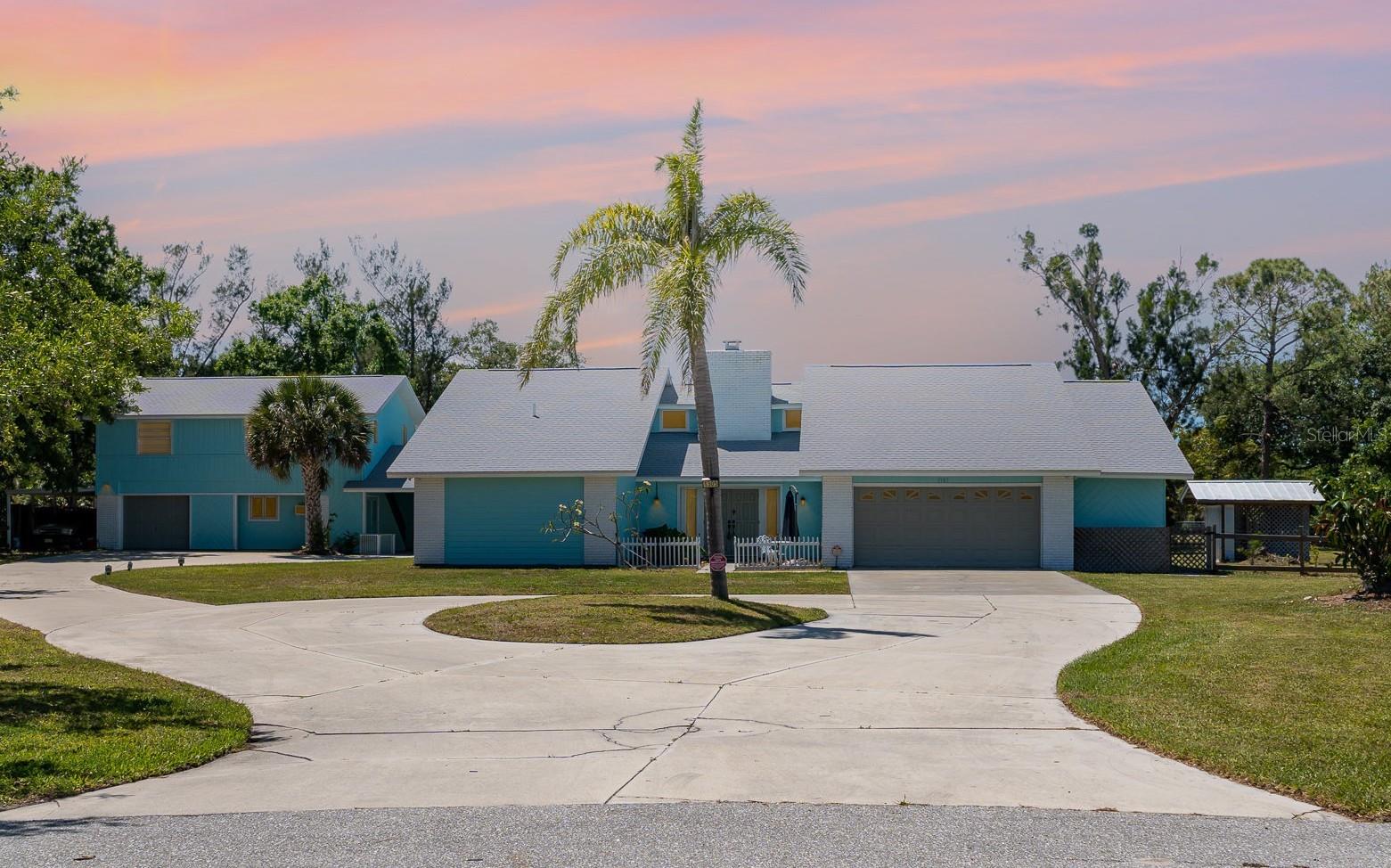 1305 GREENFIELD CIRCLE, Venice, FL 34292